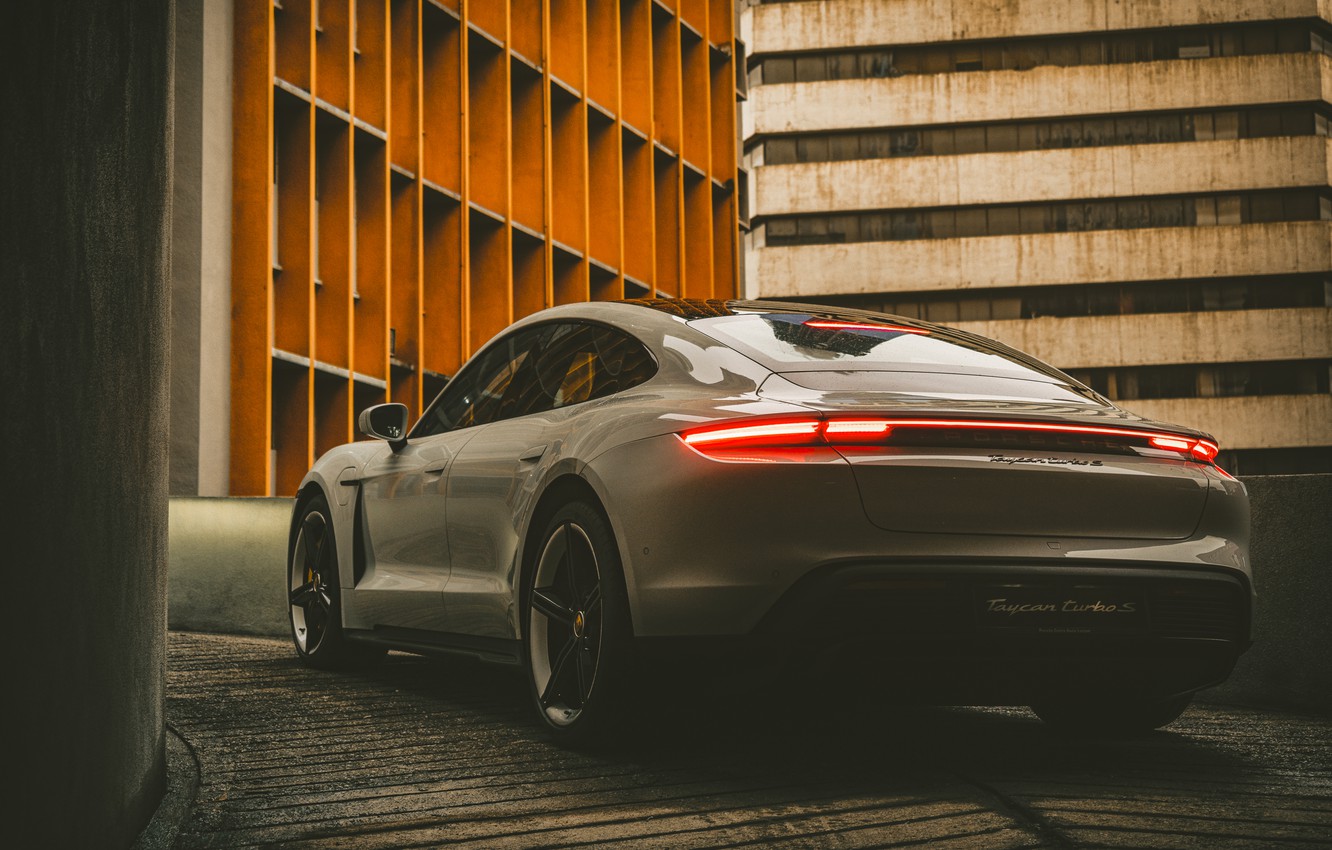 Porsche Taycan Turbo Wallpapers