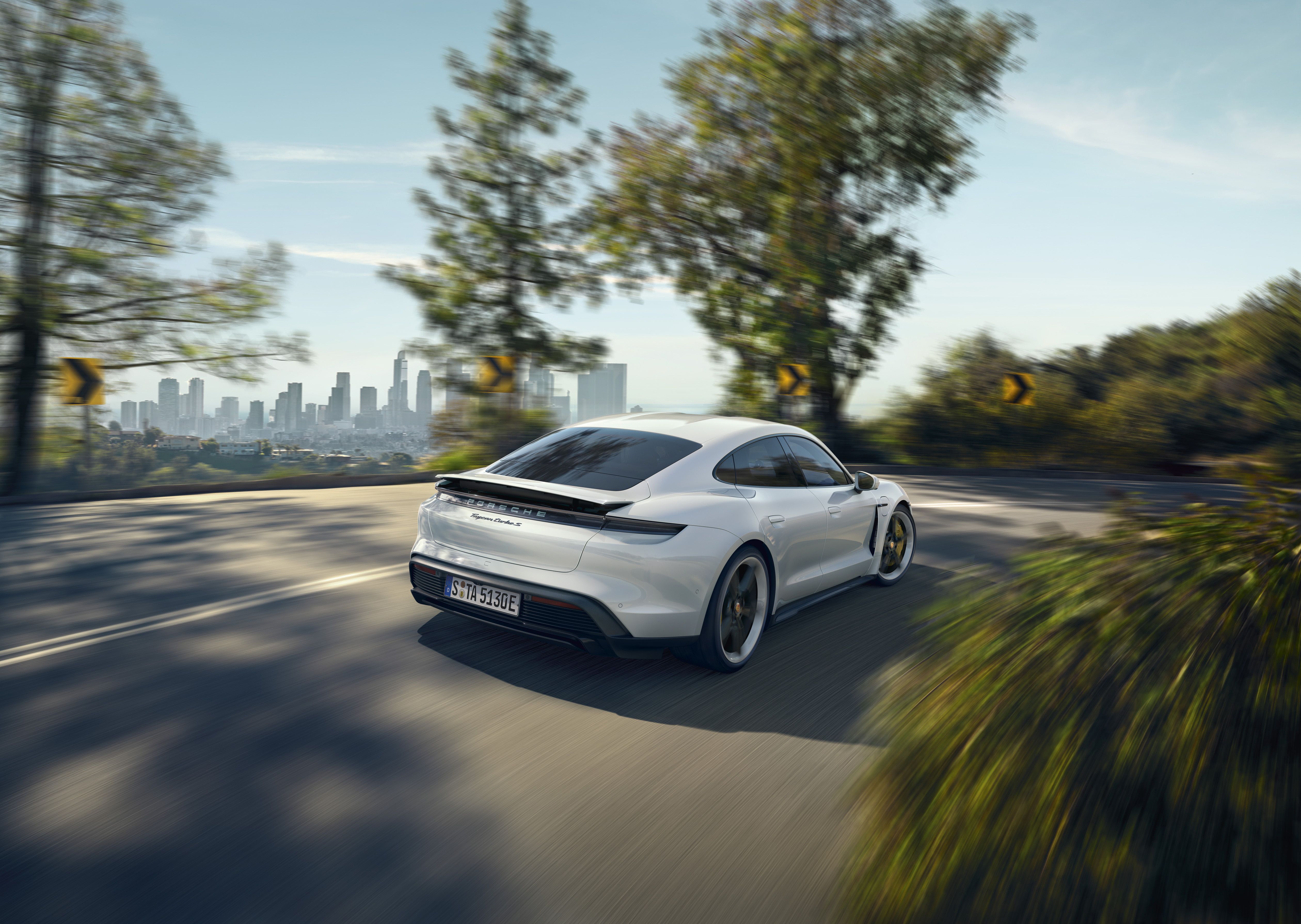 Porsche Taycan Turbo S Wallpapers