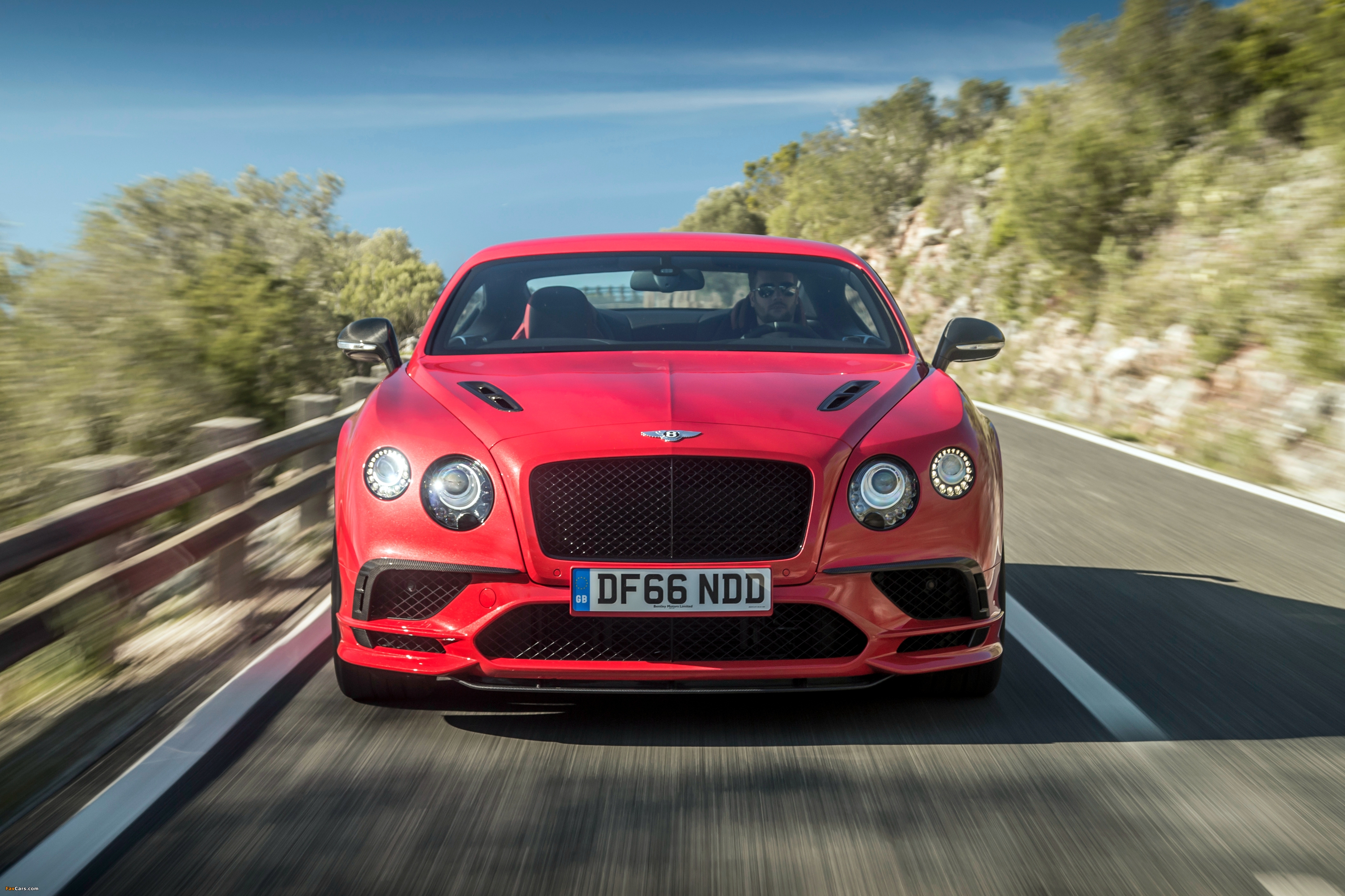 Red Bentley Wallpapers