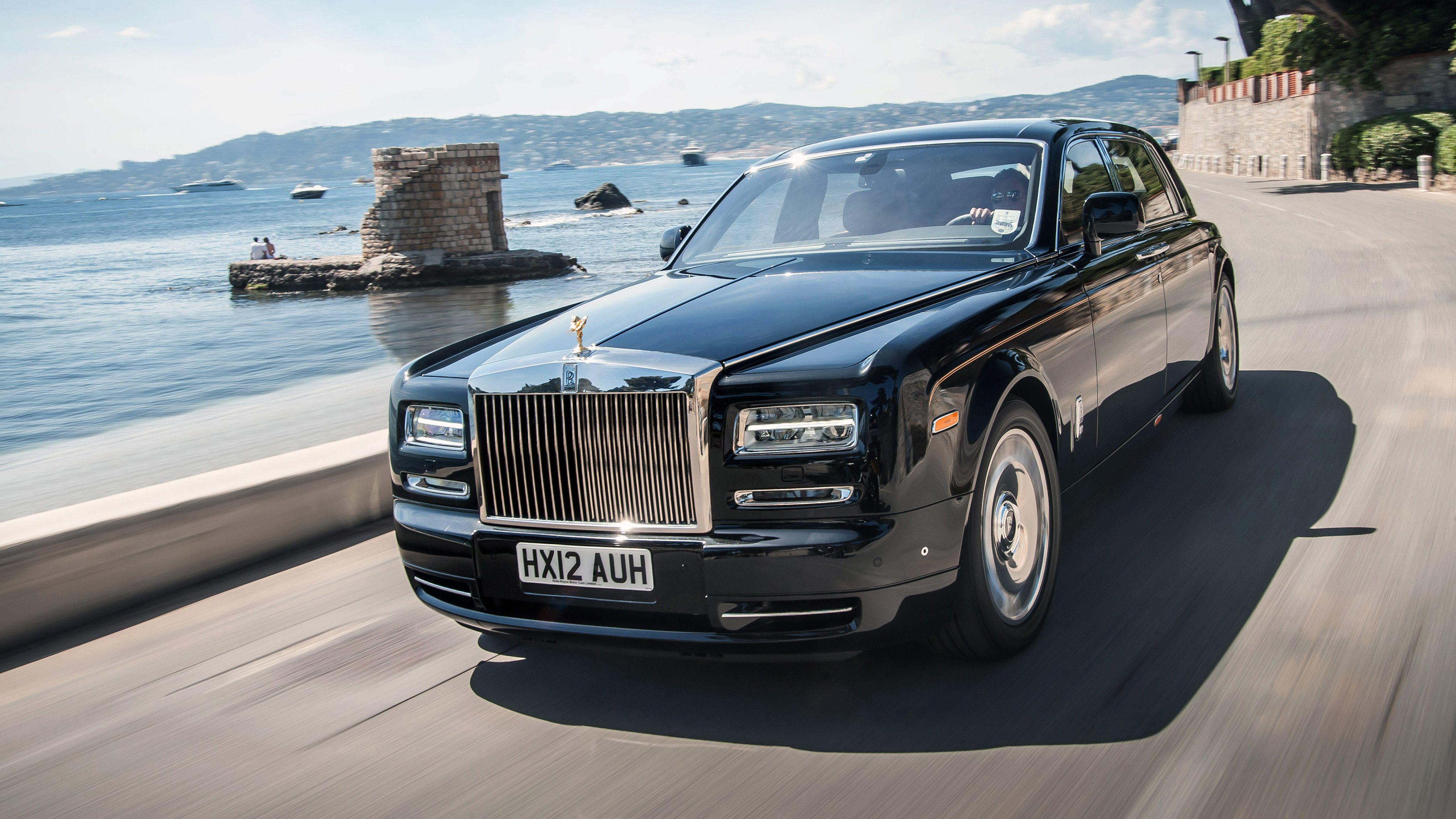 Rolls Royce Phantom Uk 2017 Wallpapers