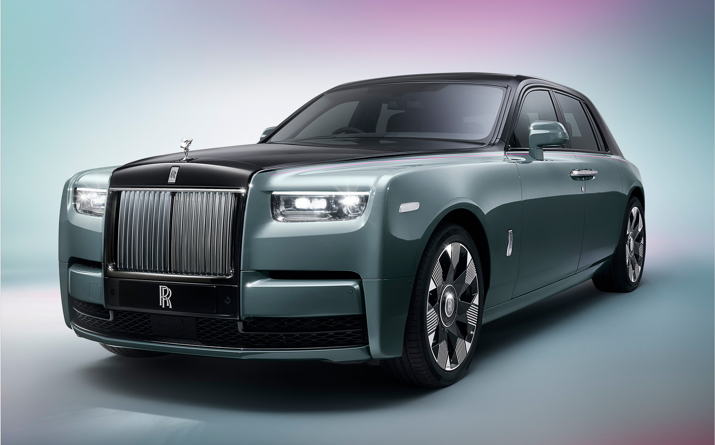 Rolls Royce Phantom Uk 2017 Wallpapers