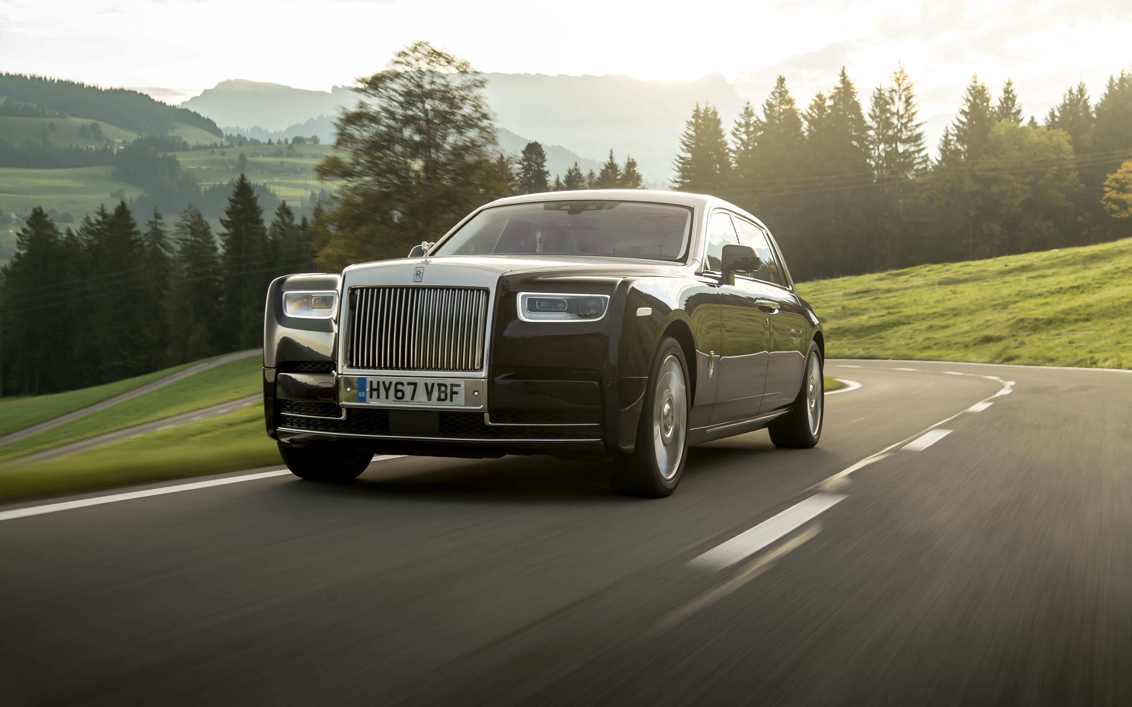 Rolls Royce Phantom Uk 2017 Wallpapers