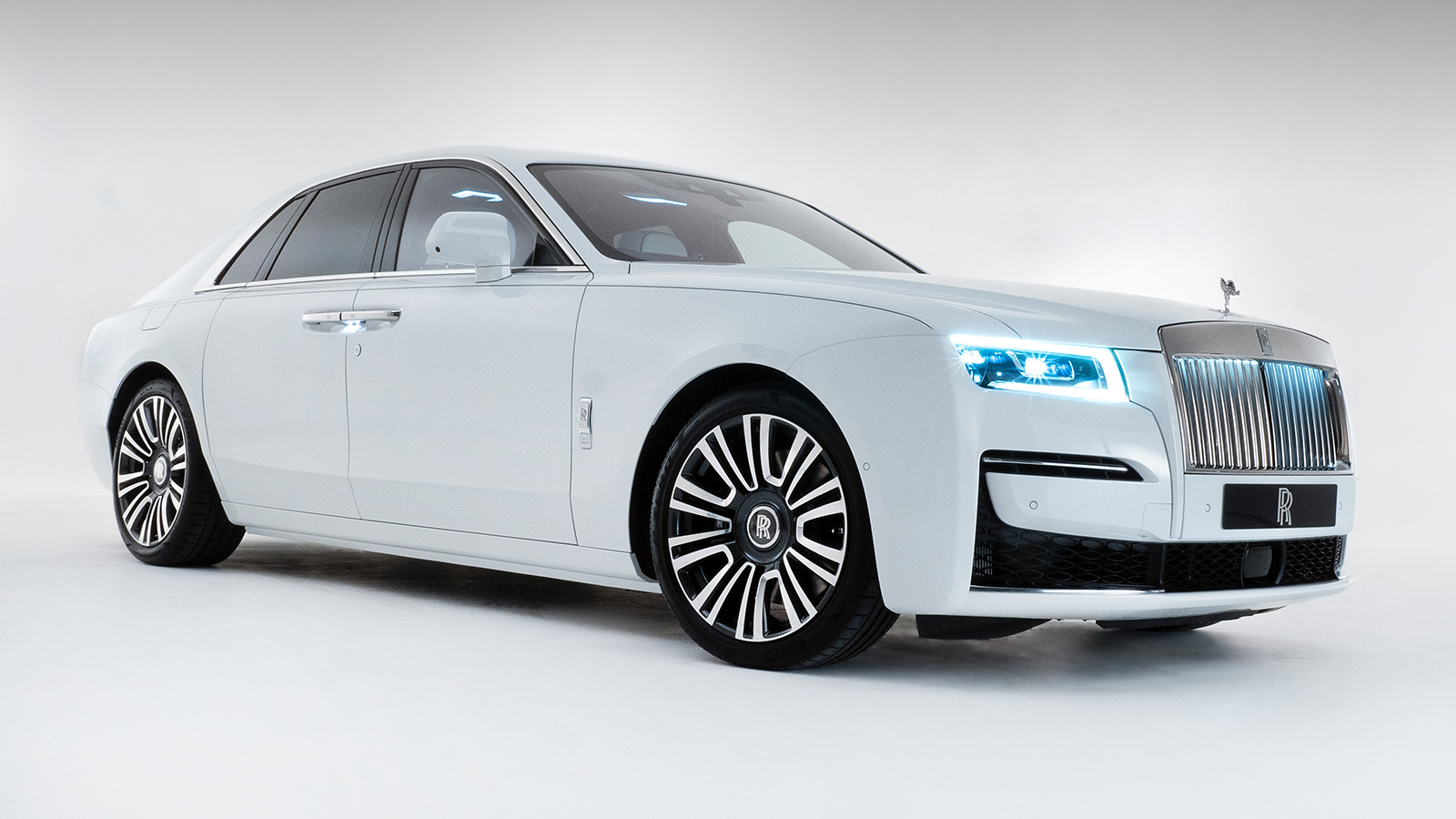 Rolls-Royce Ghost Wallpapers