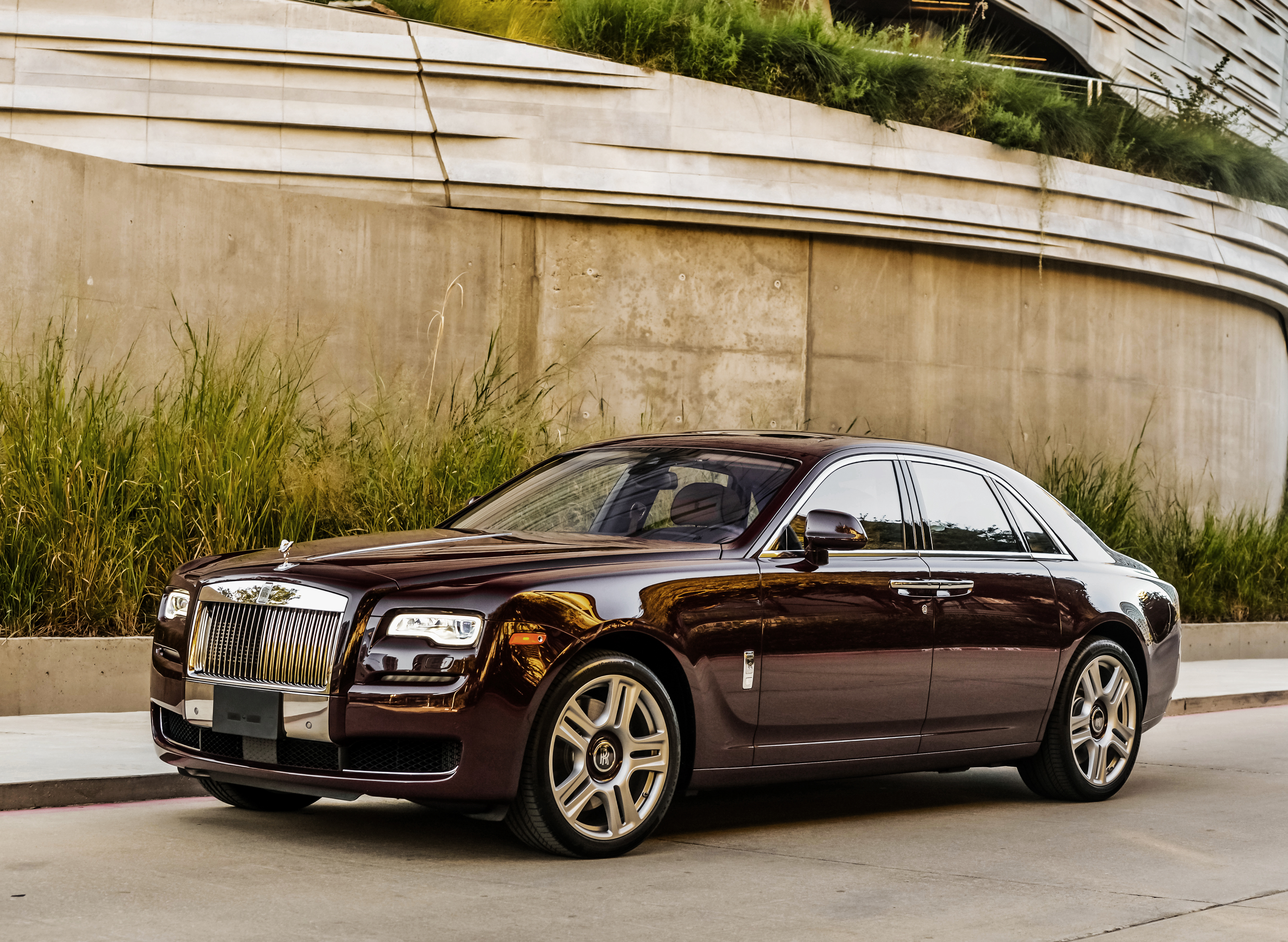 Rolls-Royce Ghost Wallpapers