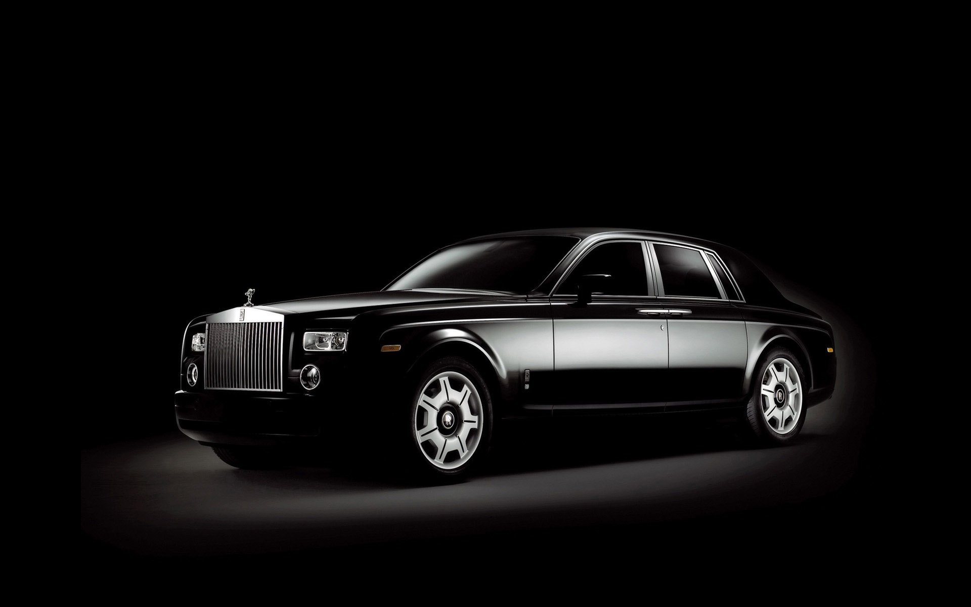 Rolls-Royce Phantom Wallpapers