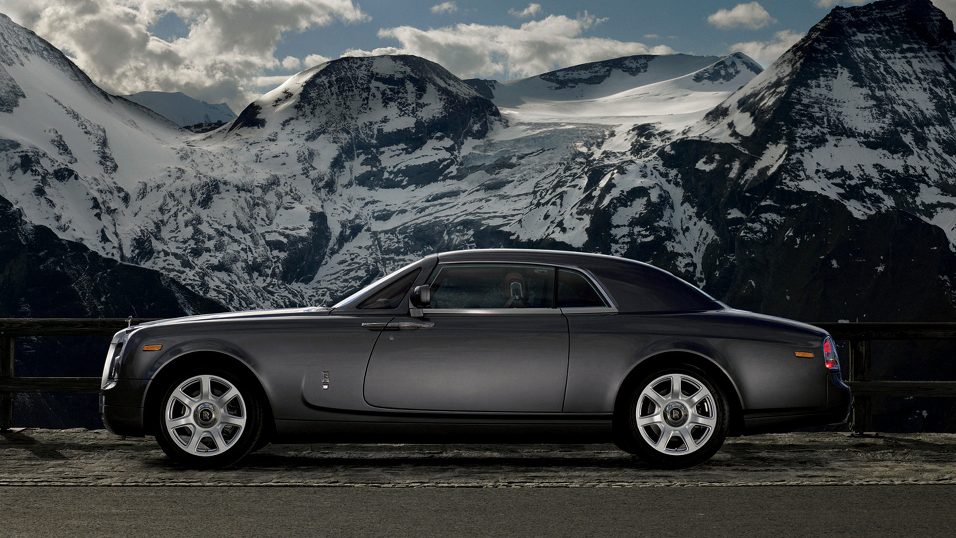 Rolls-Royce Phantom Coupe Wallpapers