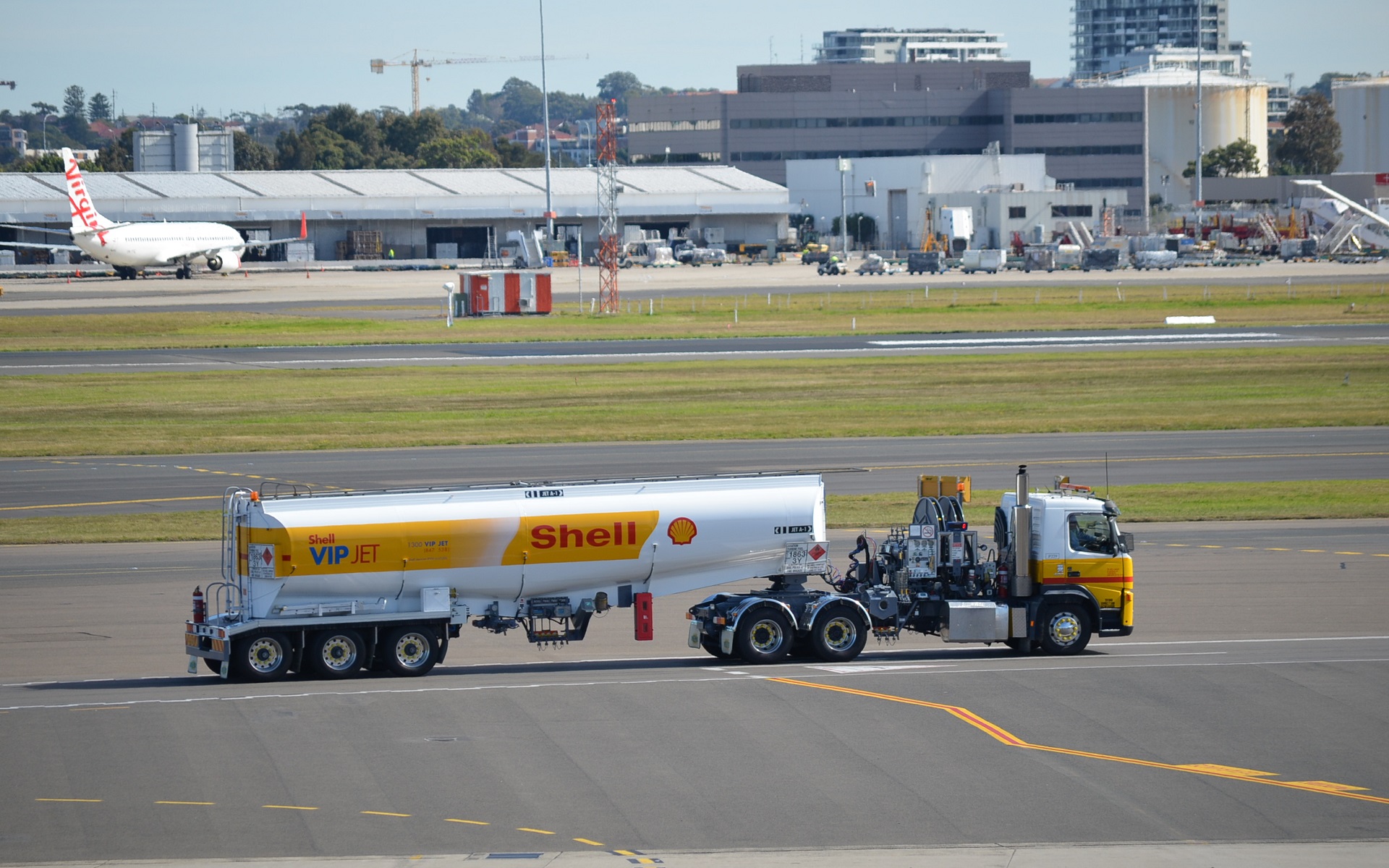 Shell Vip Jet Tanker Wallpapers