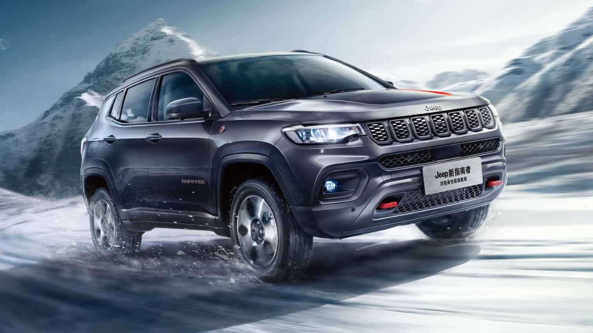 Silver 2022 Jeep Compass Wallpapers