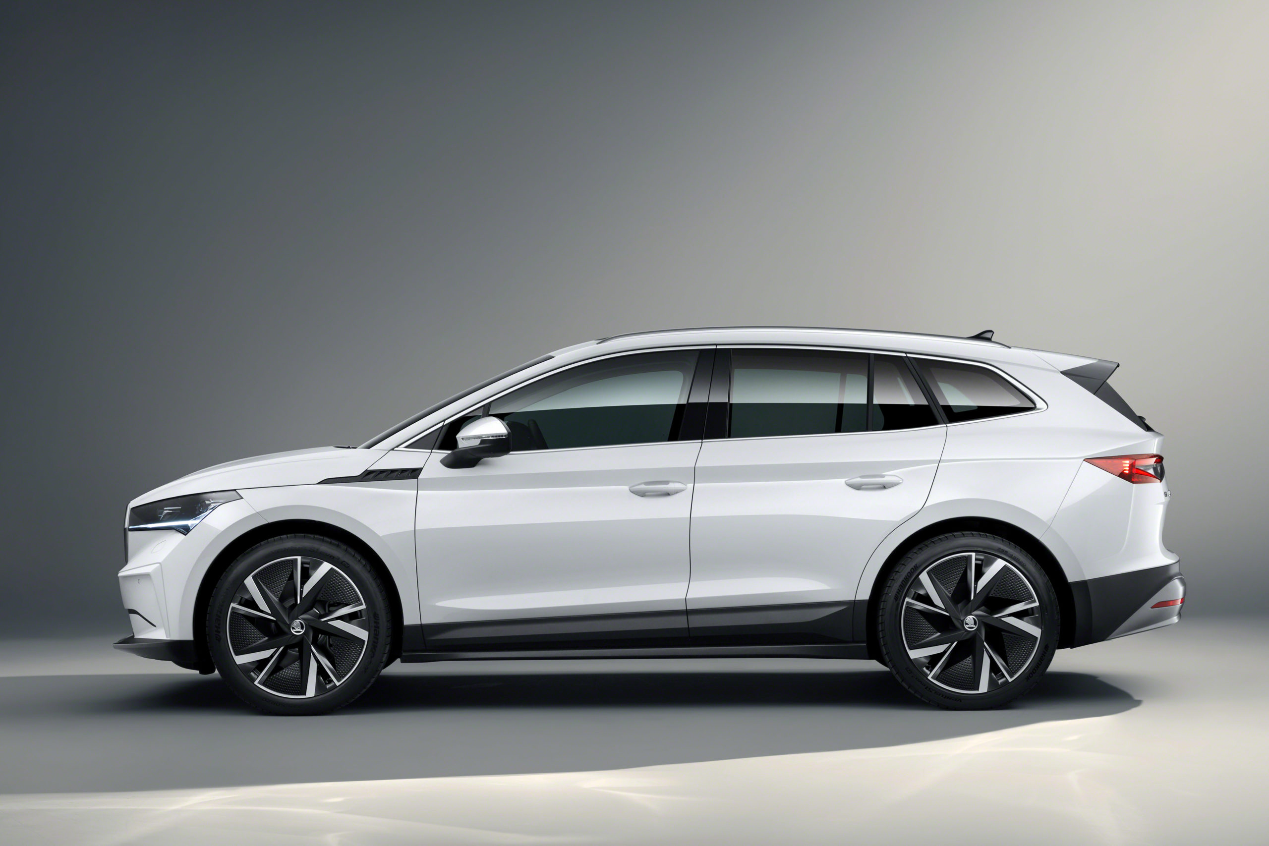 Skoda Enyaq Iv Founders Edition Wallpapers