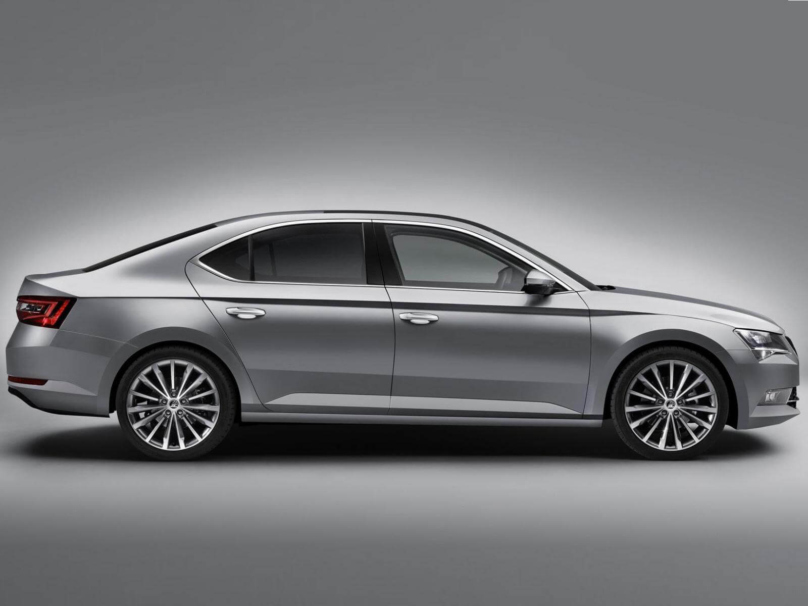 Skoda Superb Wallpapers