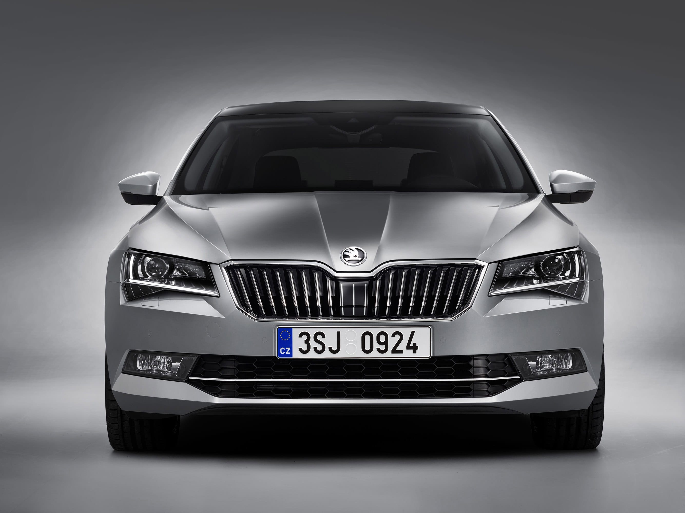 Skoda Superb Wallpapers