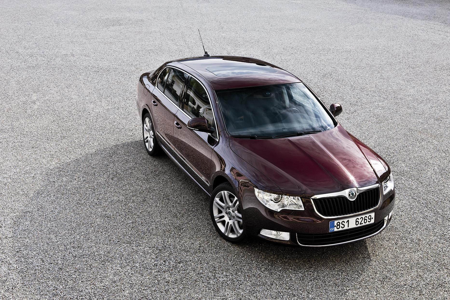 Skoda Superb Wallpapers