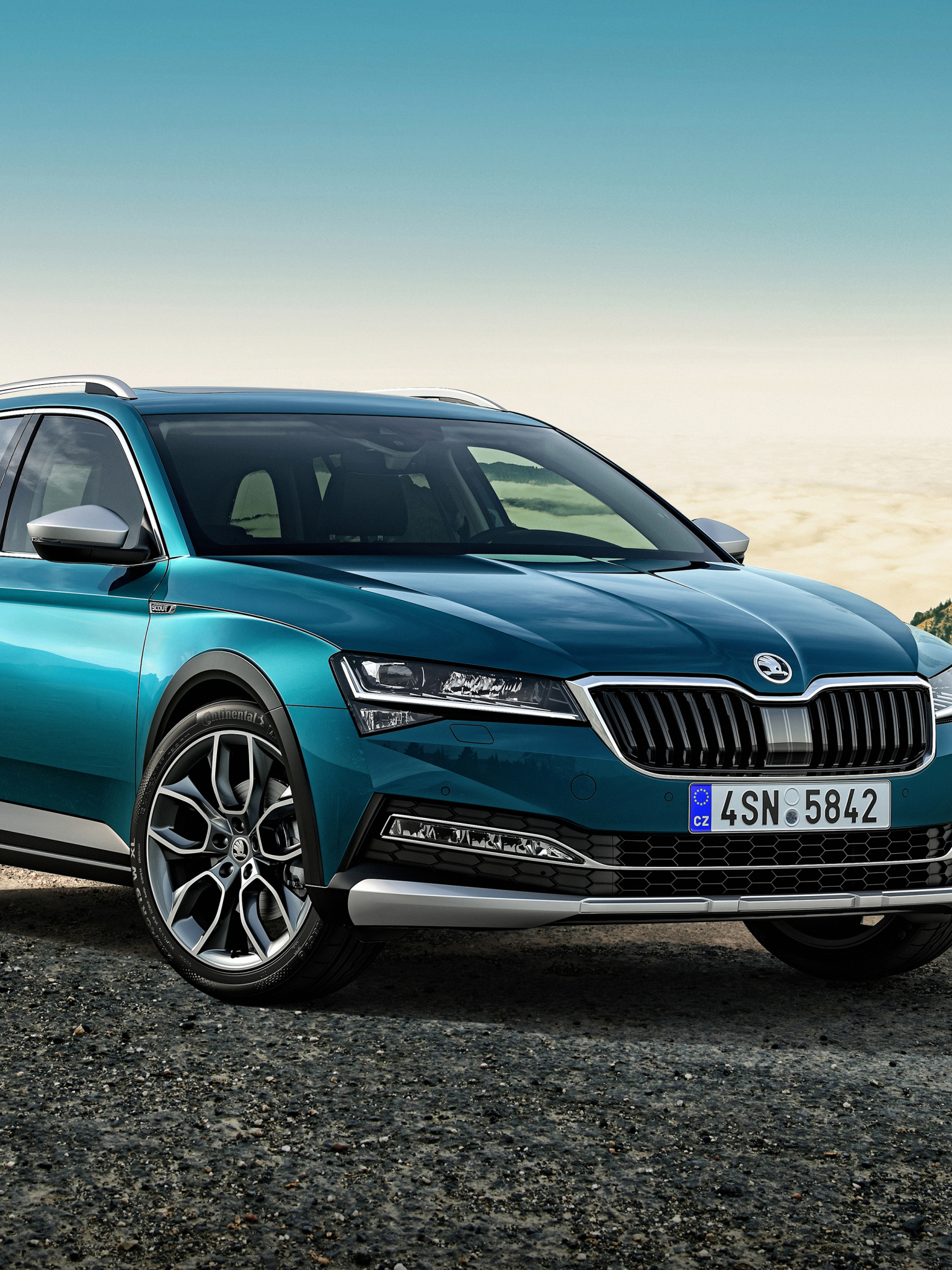 Skoda Superb Scout Wallpapers