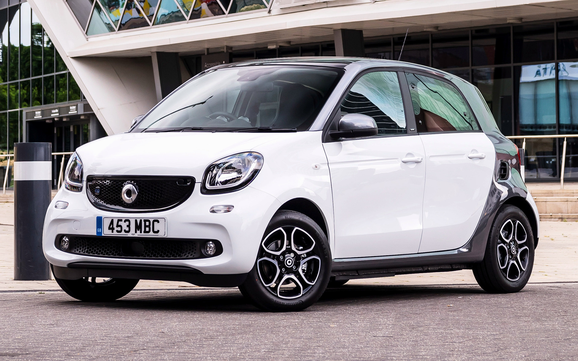 Smart Eq Forfour Edition One Wallpapers