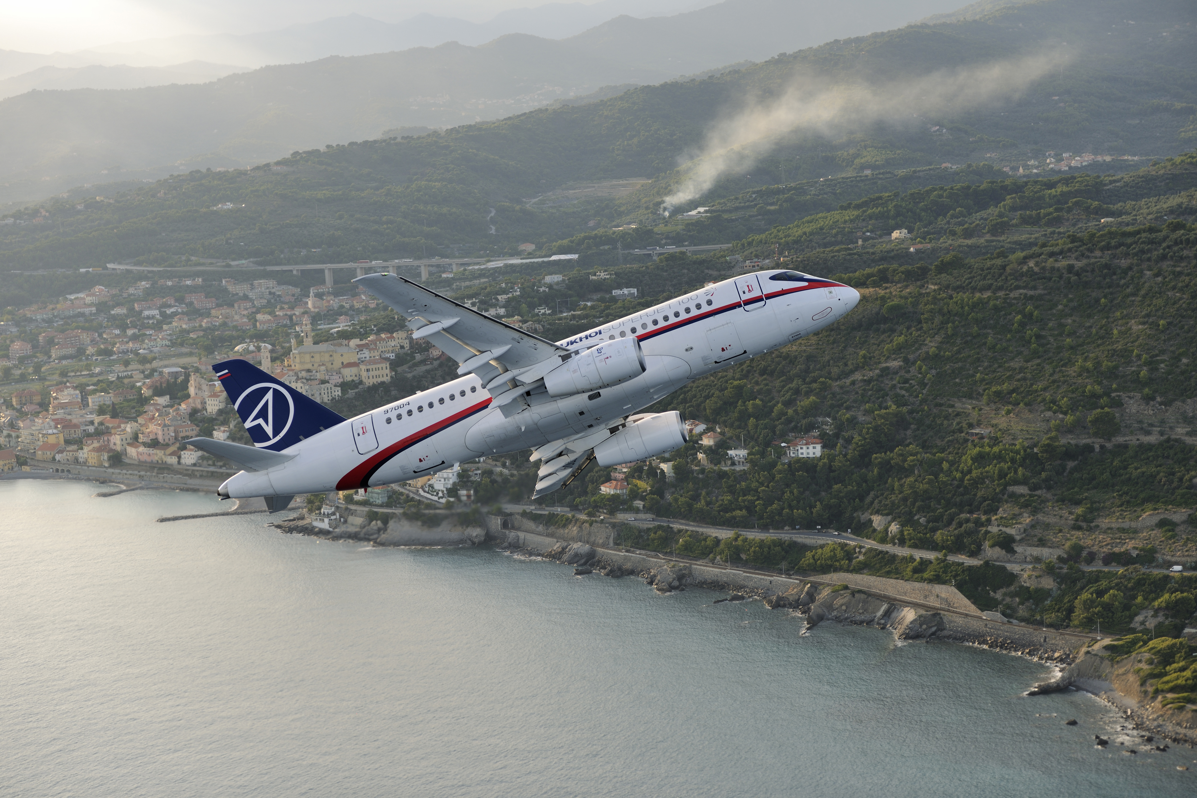 Sukhoi Superjet 100 Wallpapers