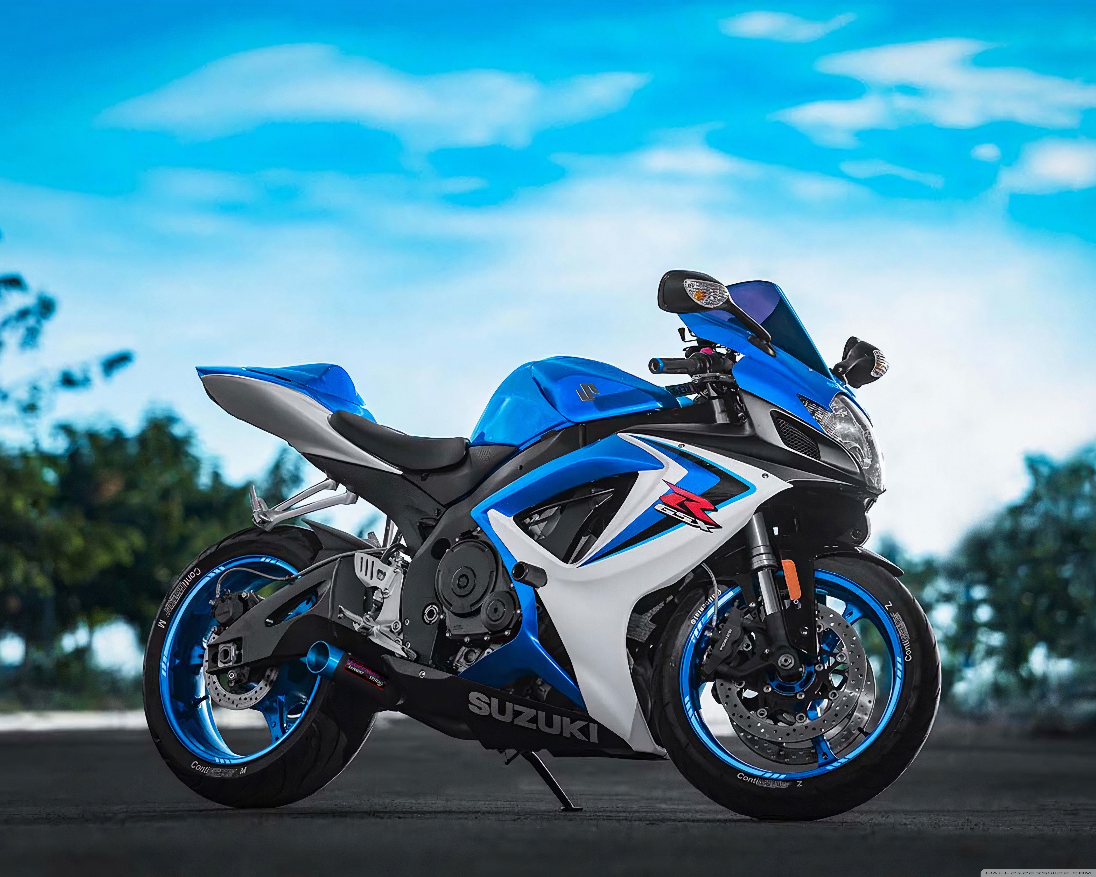 Suzuki Gsr Wallpapers