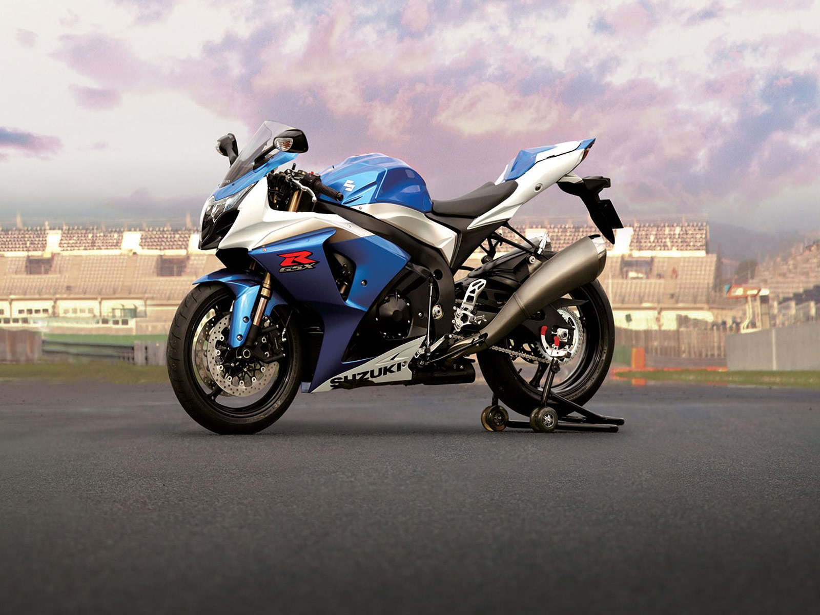 Suzuki Gsx-R Wallpapers