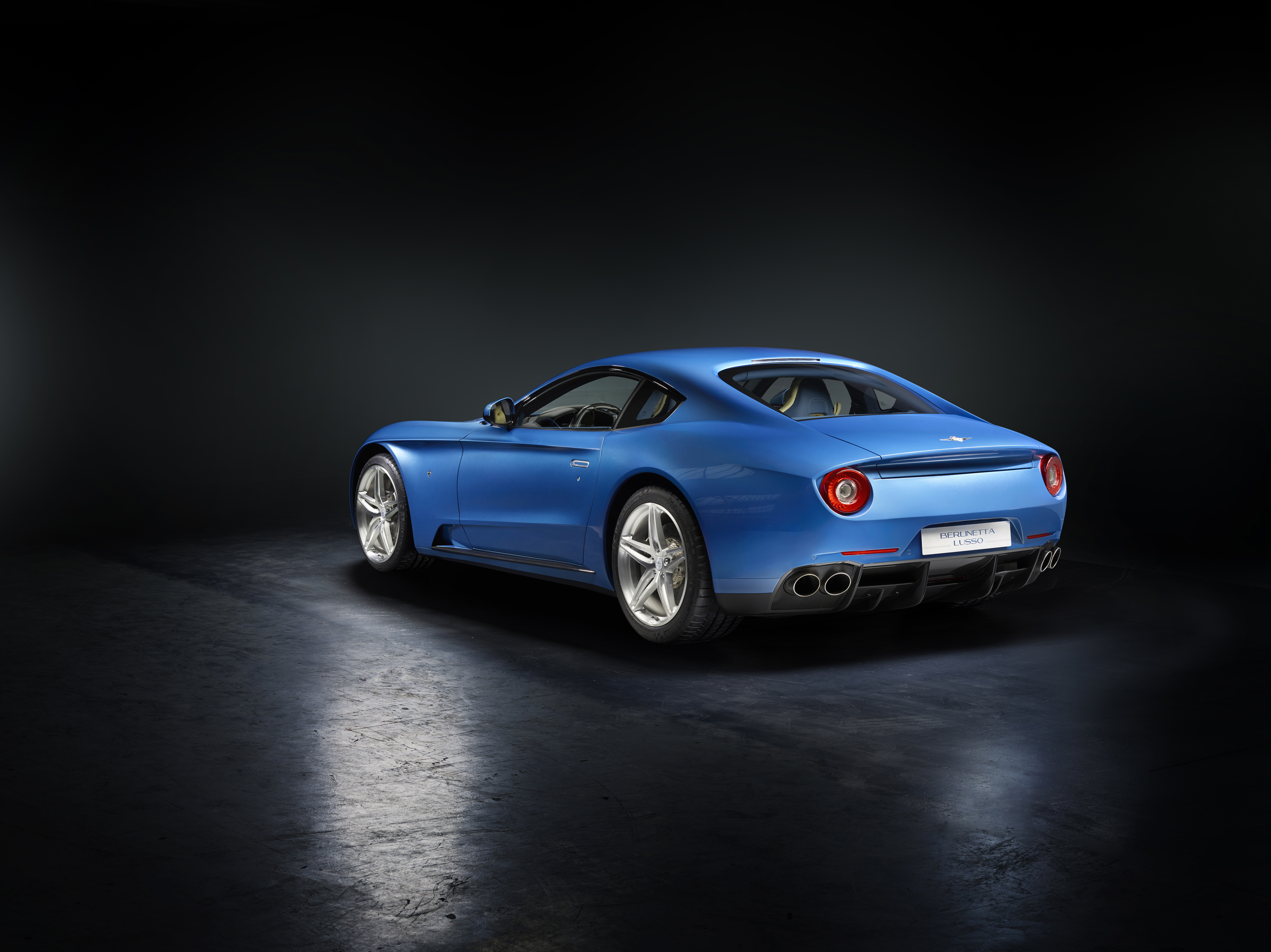 Touring Berlinetta Lusso Wallpapers