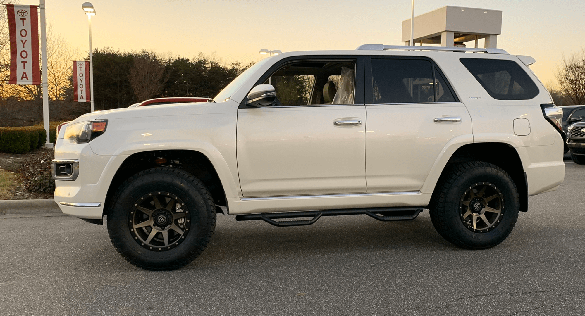 Toyota 4Runner Limited Wallpapers