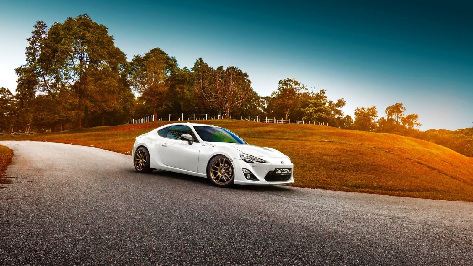 Toyota 86 2.0 Wallpapers