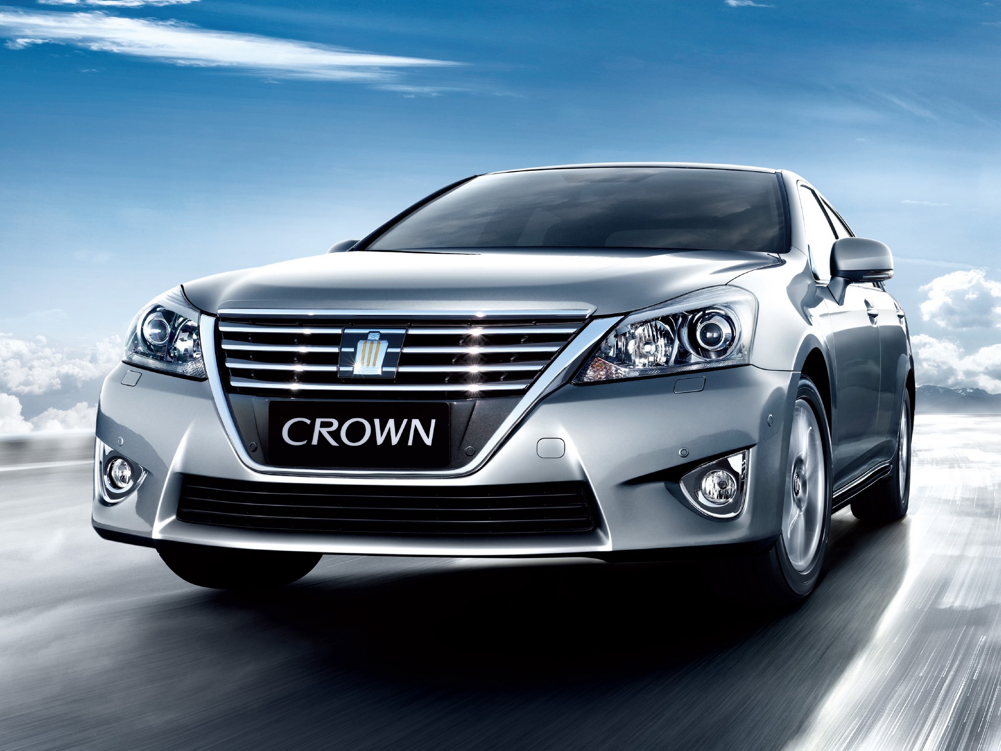 Toyota Crown Royal Saloon Wallpapers