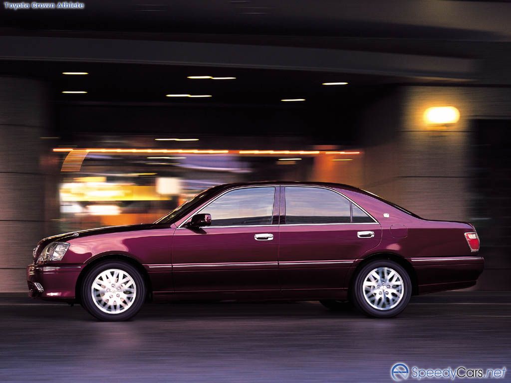 Toyota Crown Royal Saloon Wallpapers