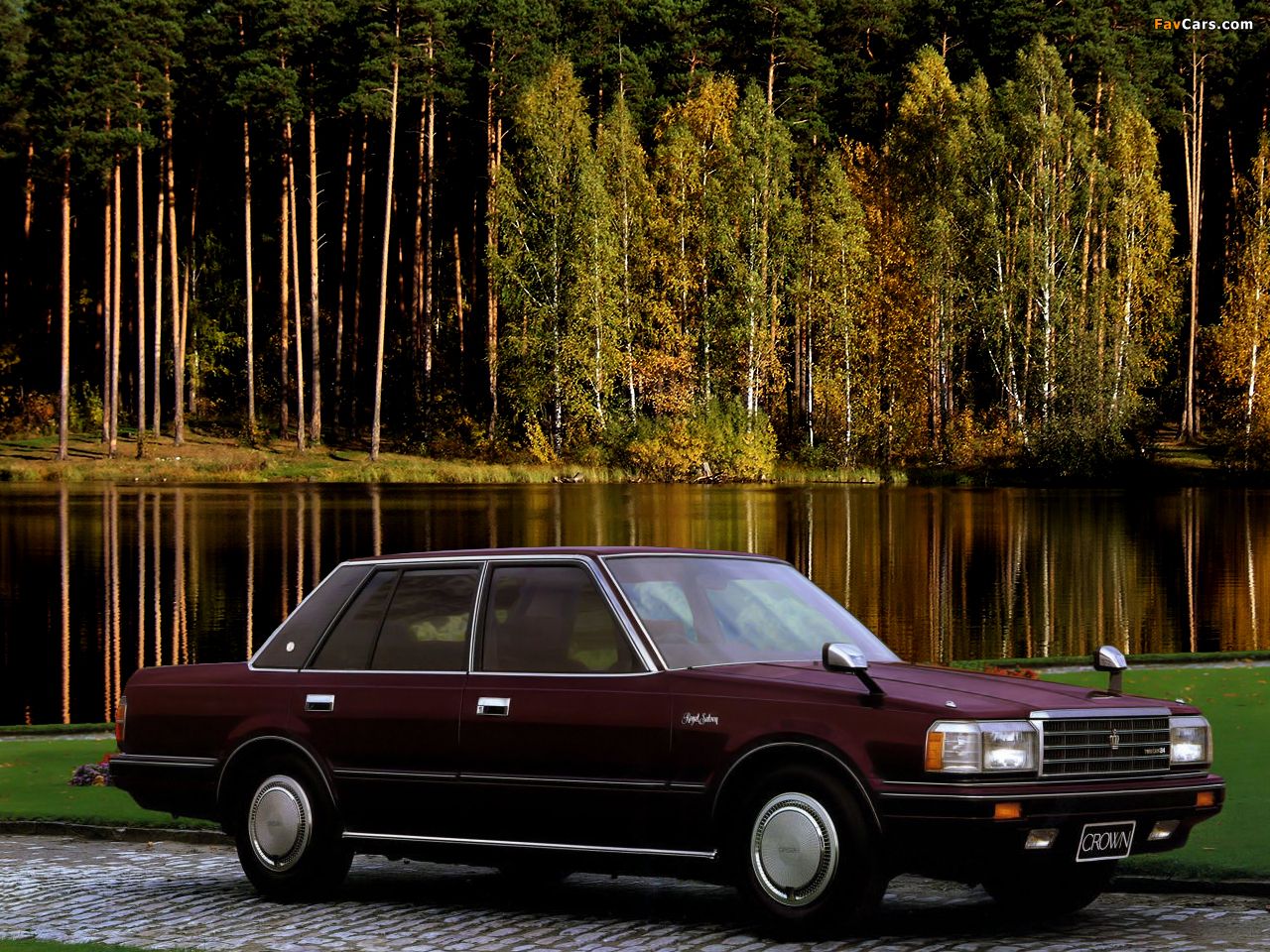 Toyota Crown Royal Saloon Wallpapers