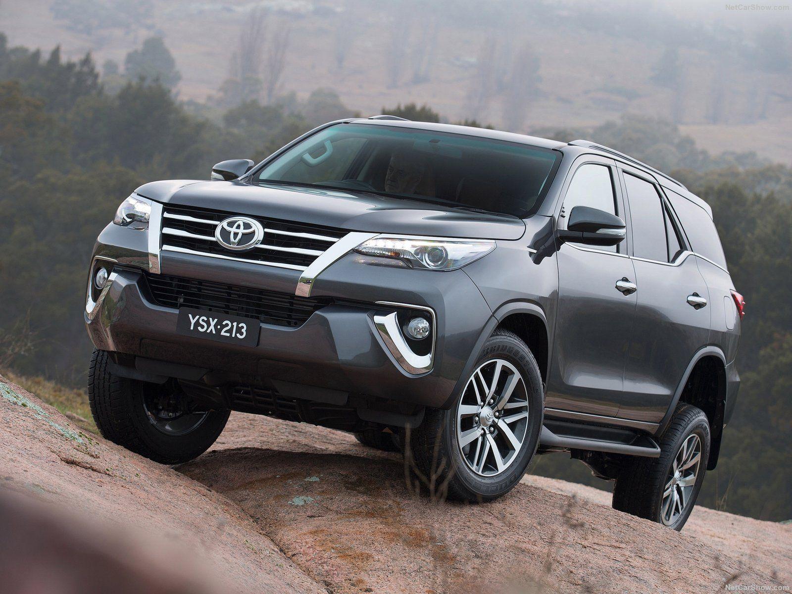 Toyota Fortuner Wallpapers