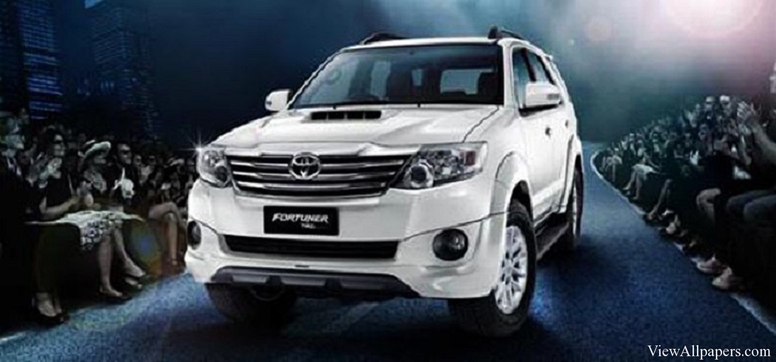 Toyota Fortuner Wallpapers