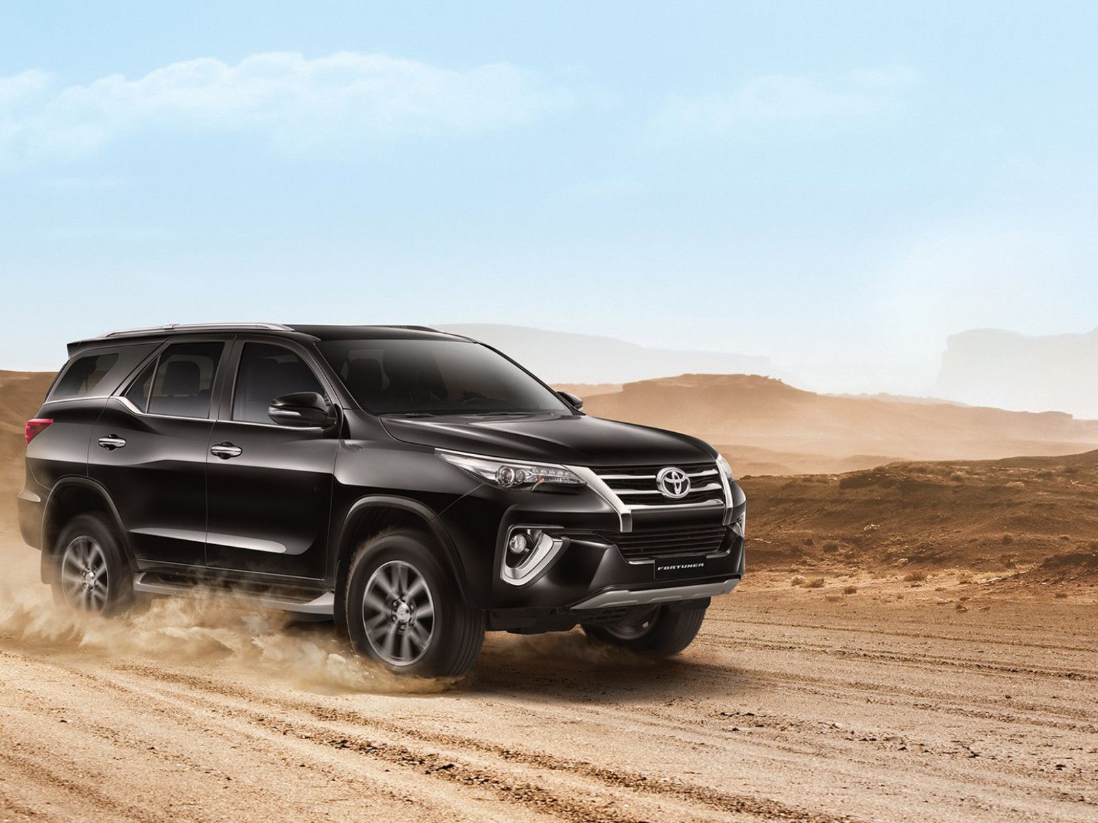 Toyota Fortuner Wallpapers