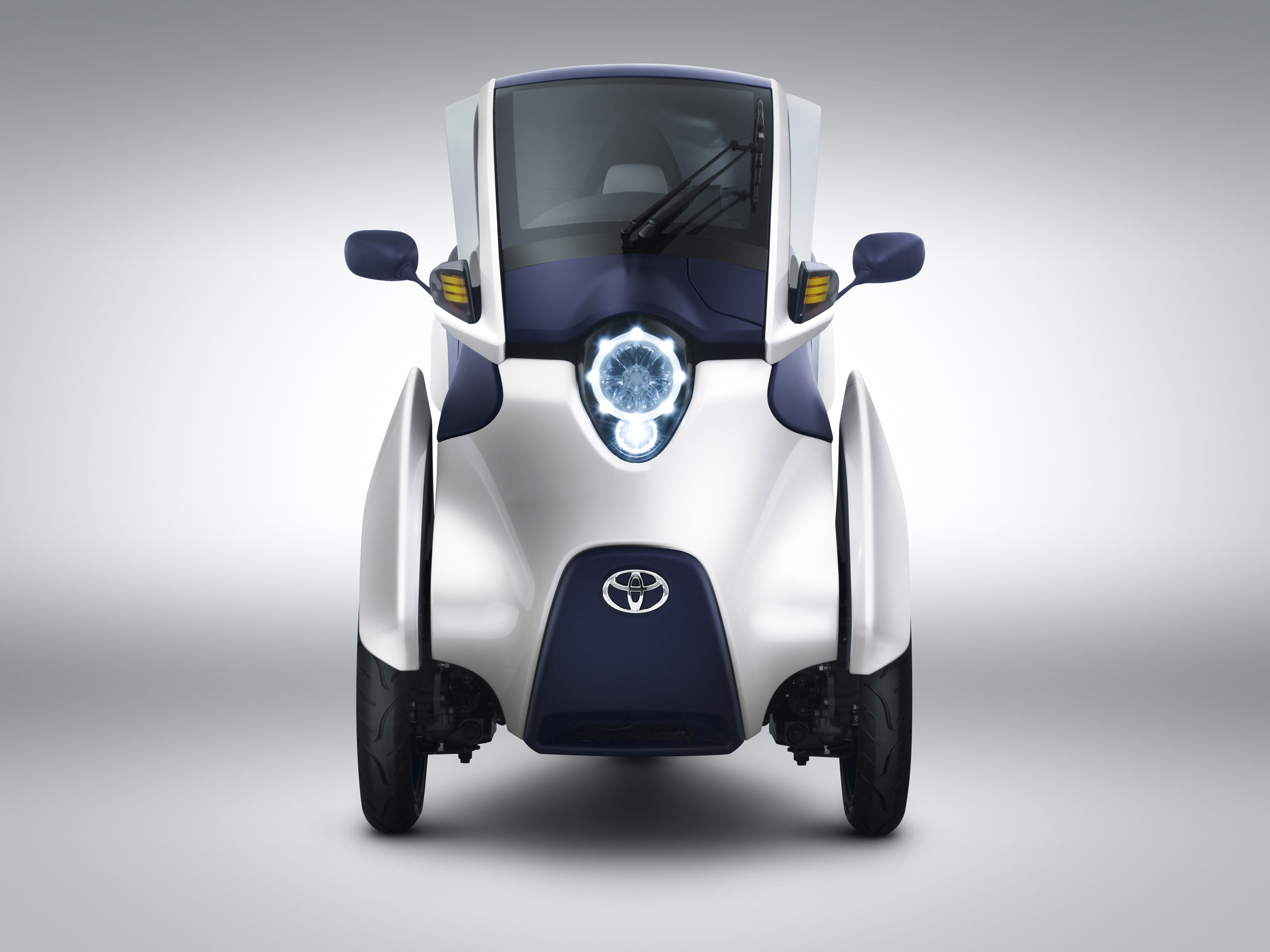 Toyota I-Road Wallpapers