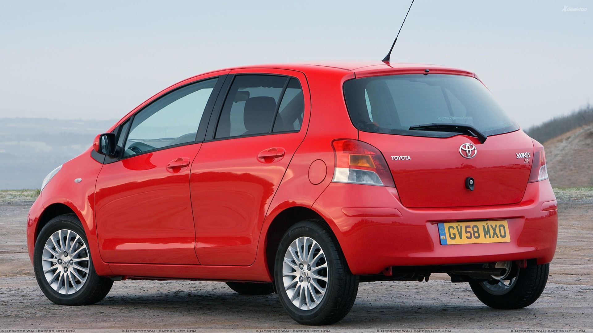 Toyota Yaris Wallpapers