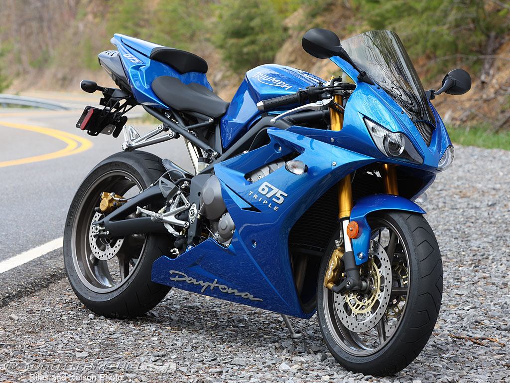 Triumph Daytona Wallpapers