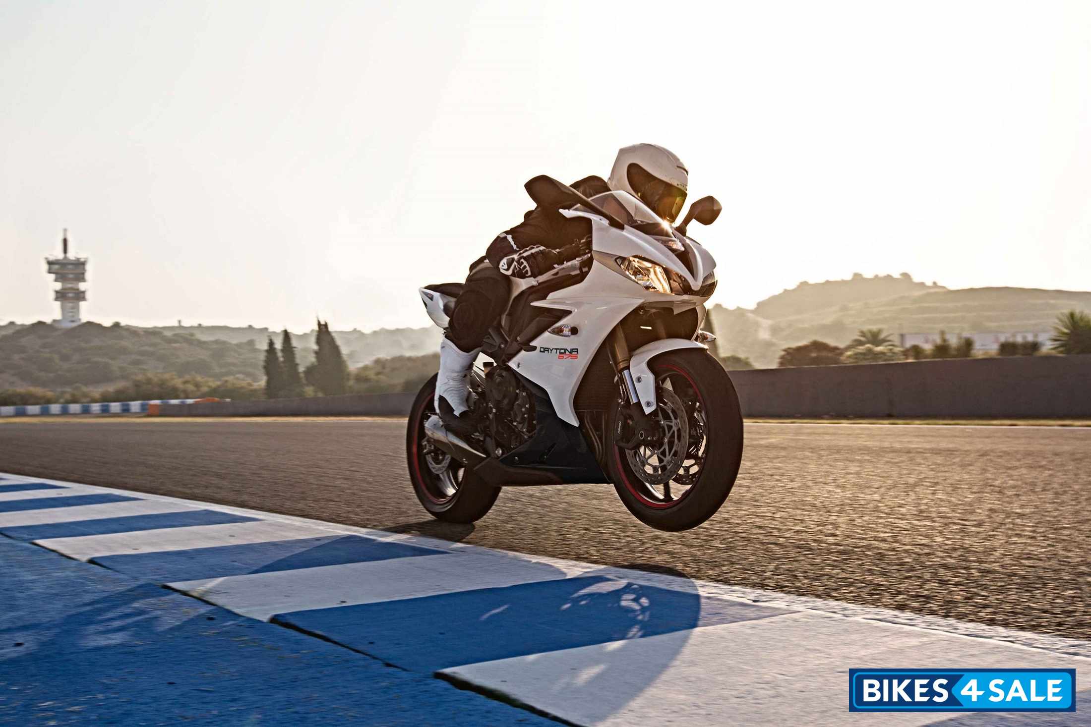 Triumph Daytona Wallpapers