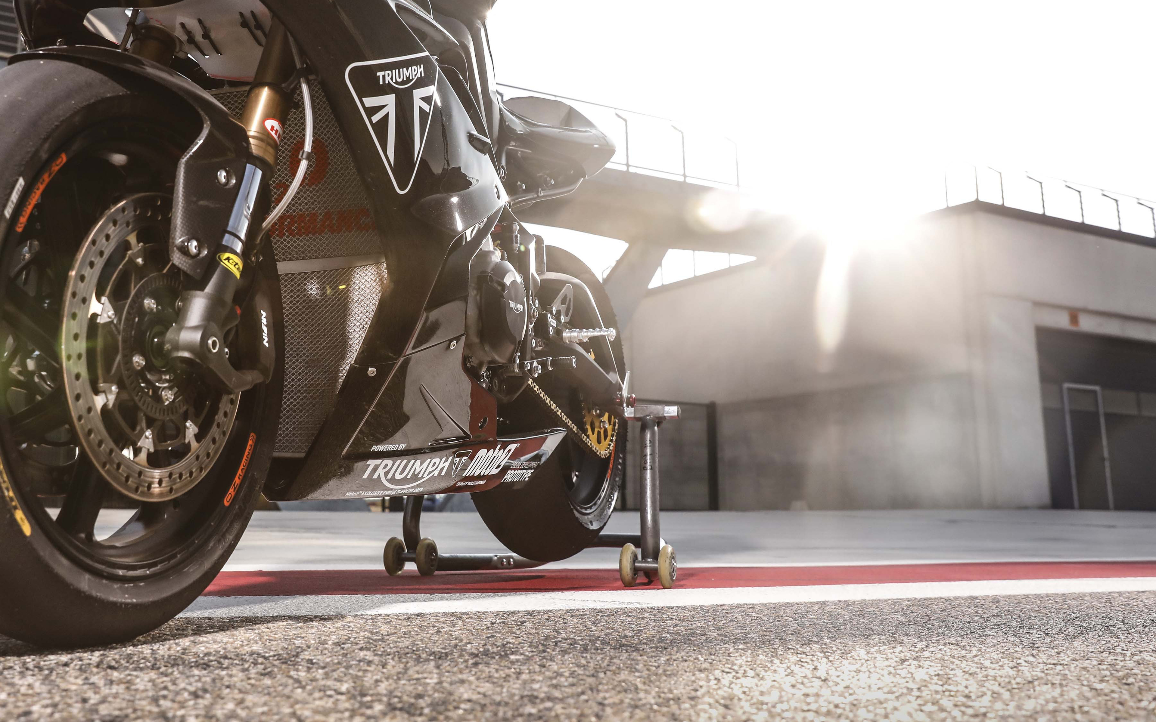 Triumph Daytona Wallpapers