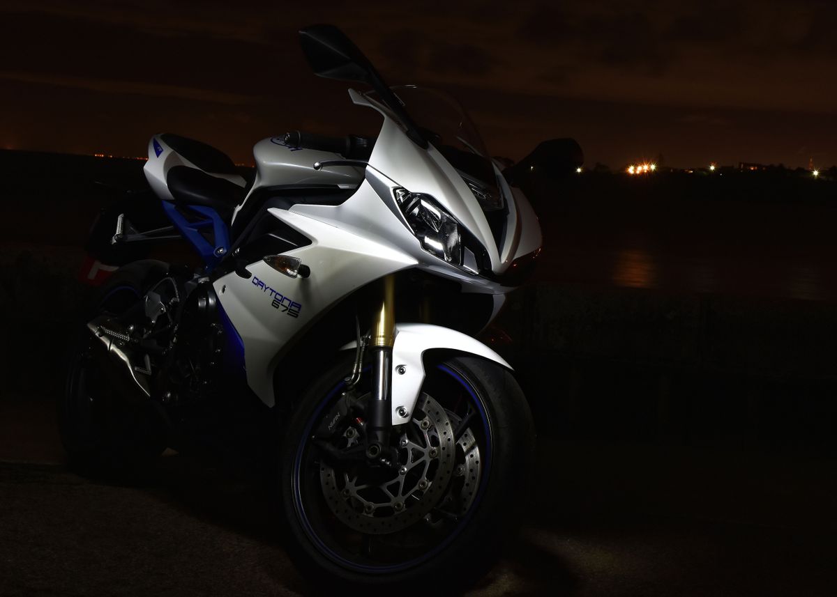 Triumph Daytona Wallpapers