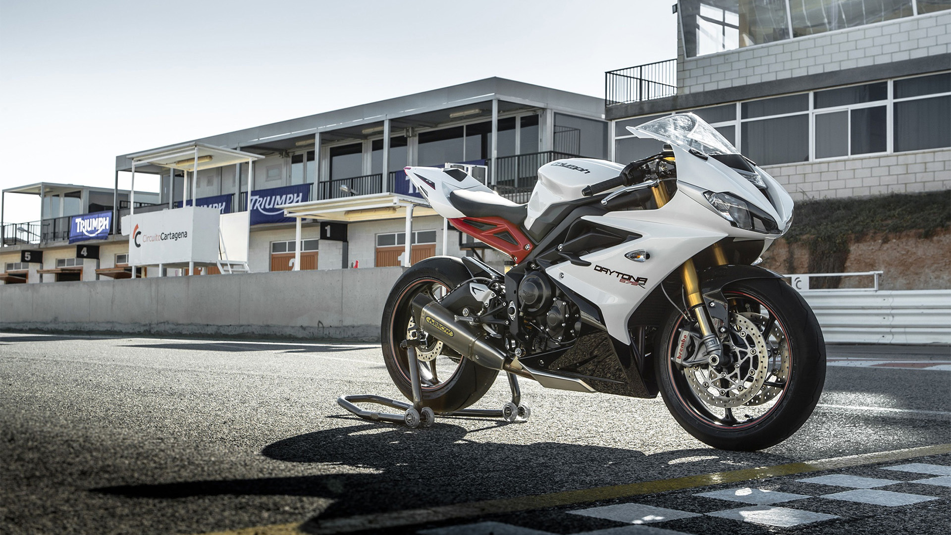 Triumph Daytona 675 Wallpapers