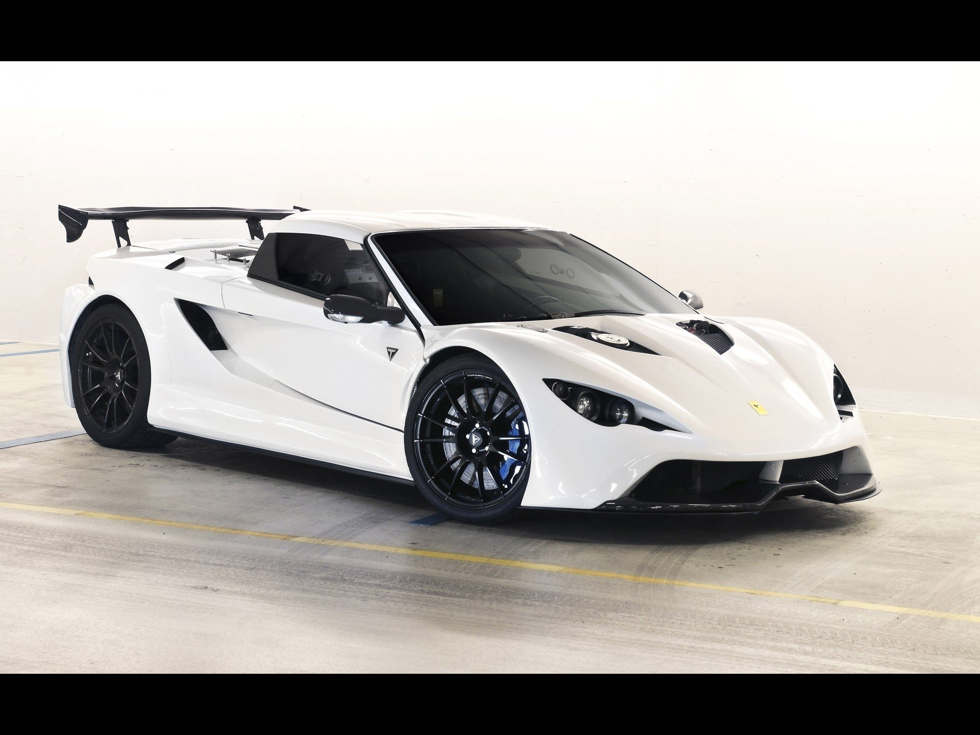 Tushek Renovatio T500 Wallpapers