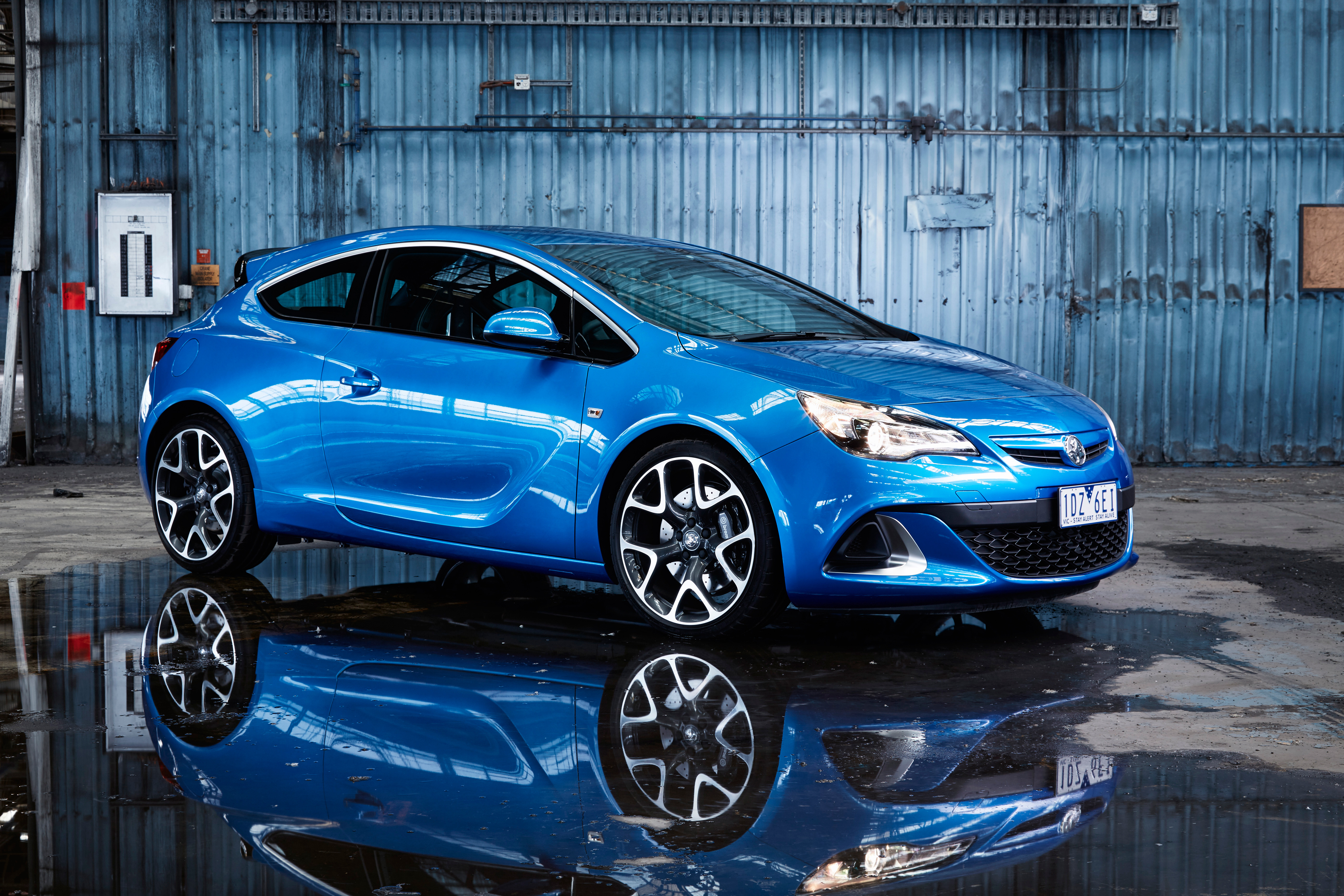 Vauxhall Astra Wallpapers