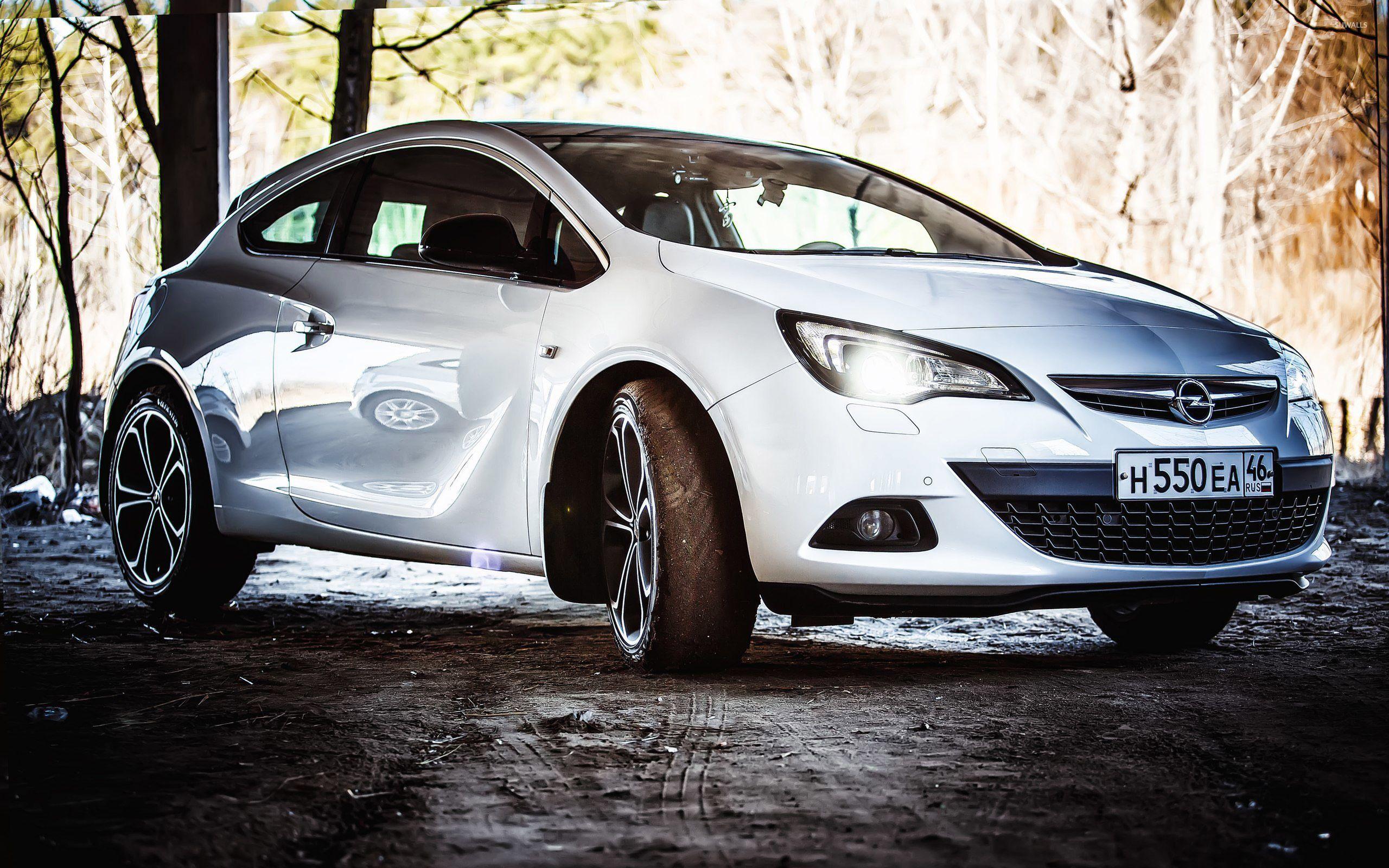 Vauxhall Astra Wallpapers