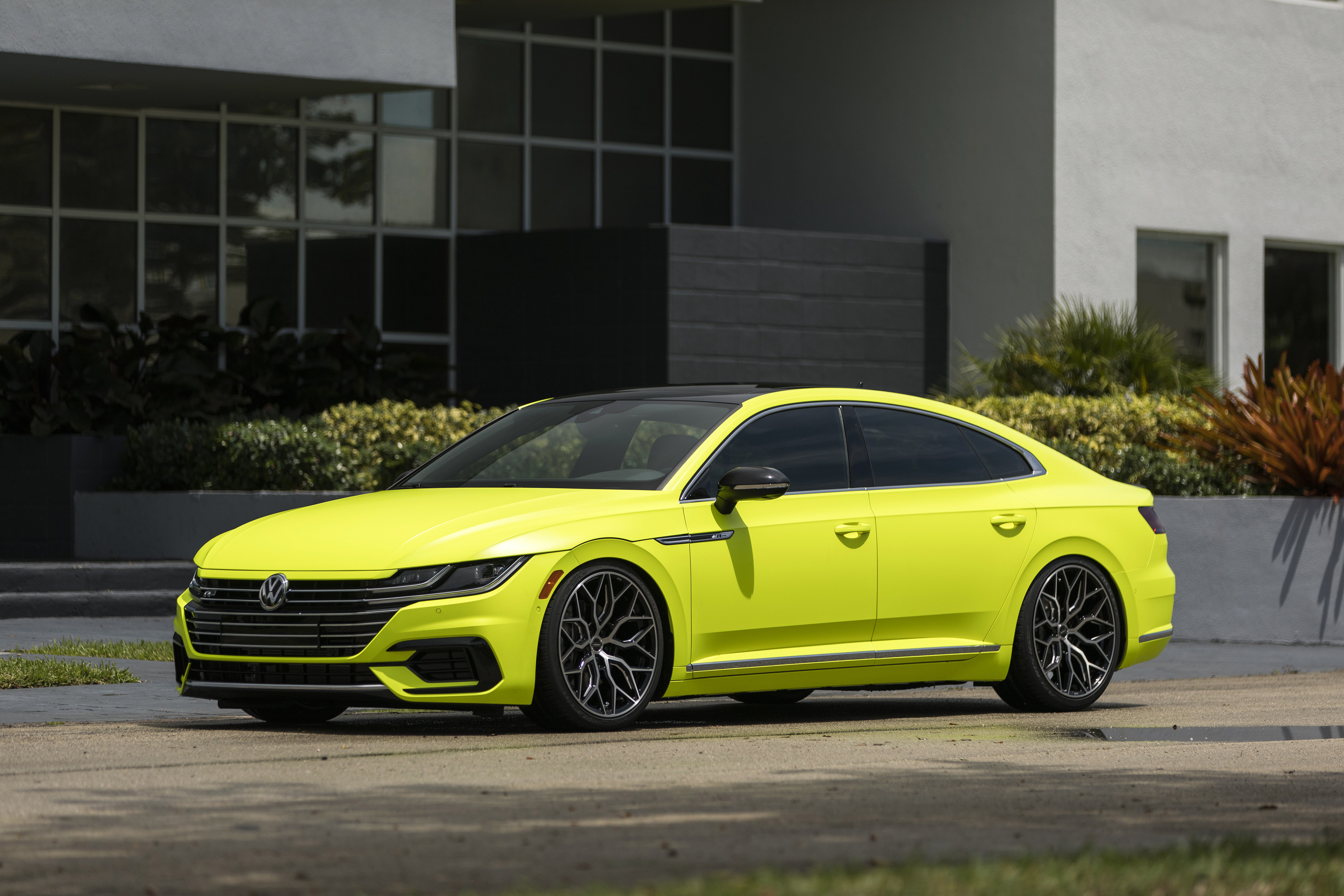 Volkswagen Arteon R-Line Wallpapers