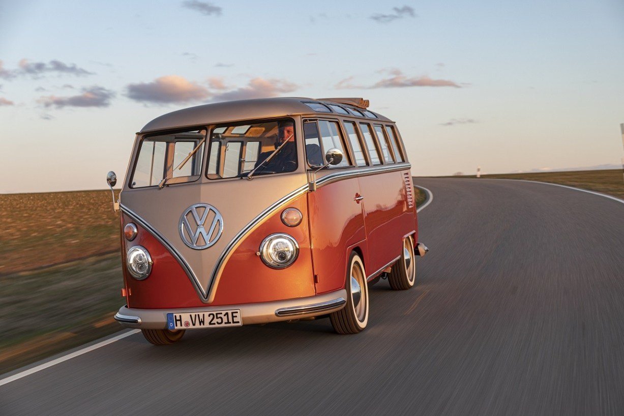 Volkswagen Bus Wallpapers