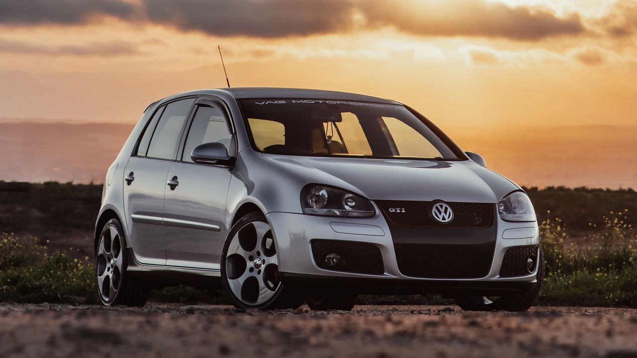 Volkswagen Golf Mk5 Wallpapers