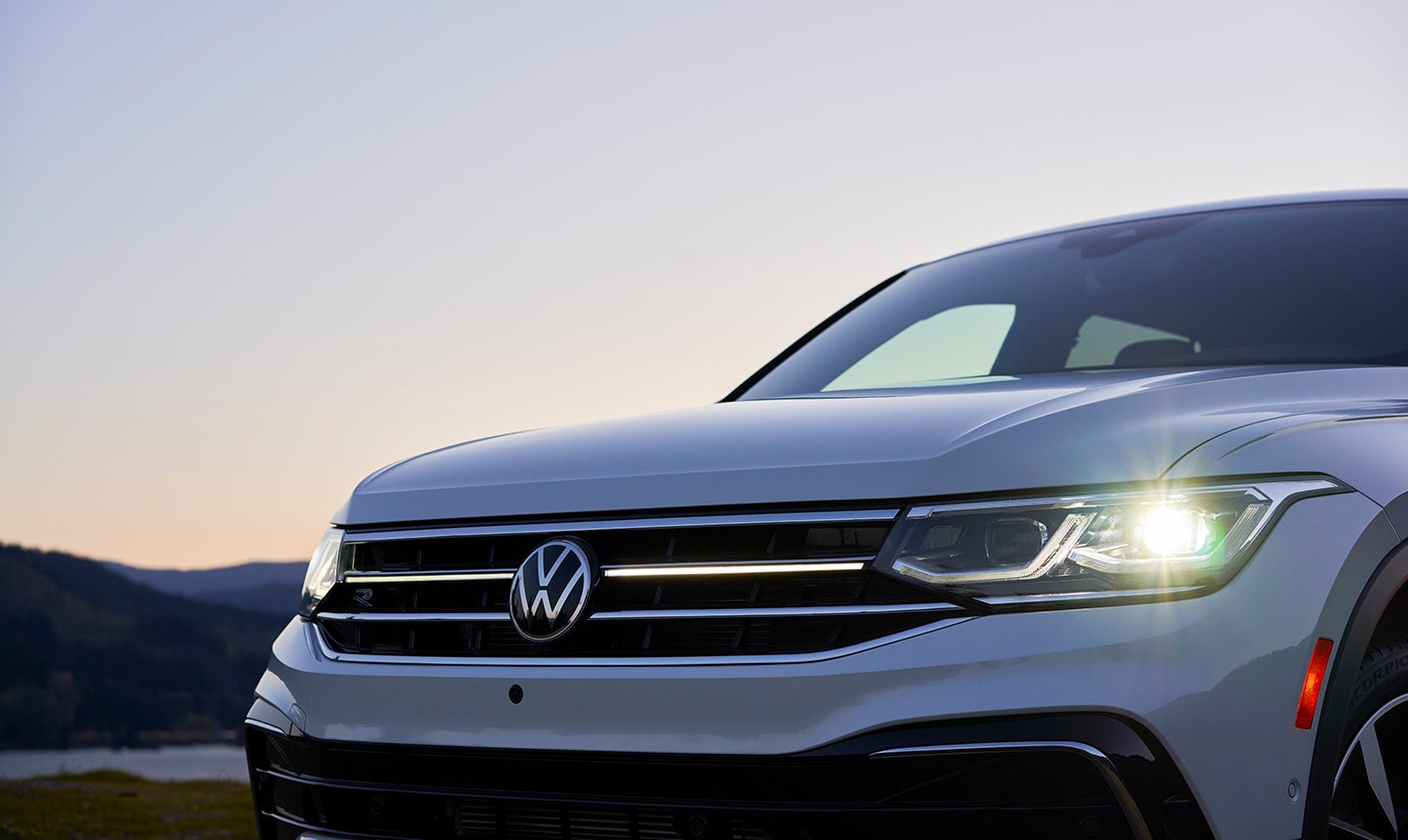 Volkswagen Tiguan R-Line Black Style Wallpapers