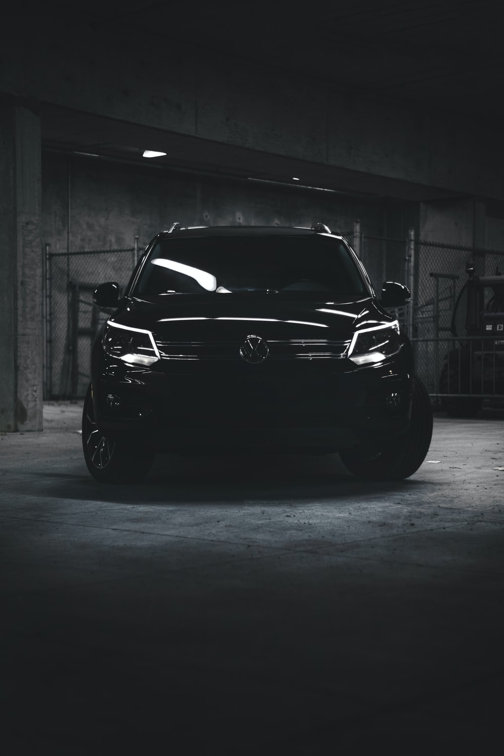 Volkswagen Tiguan X R-Line Wallpapers