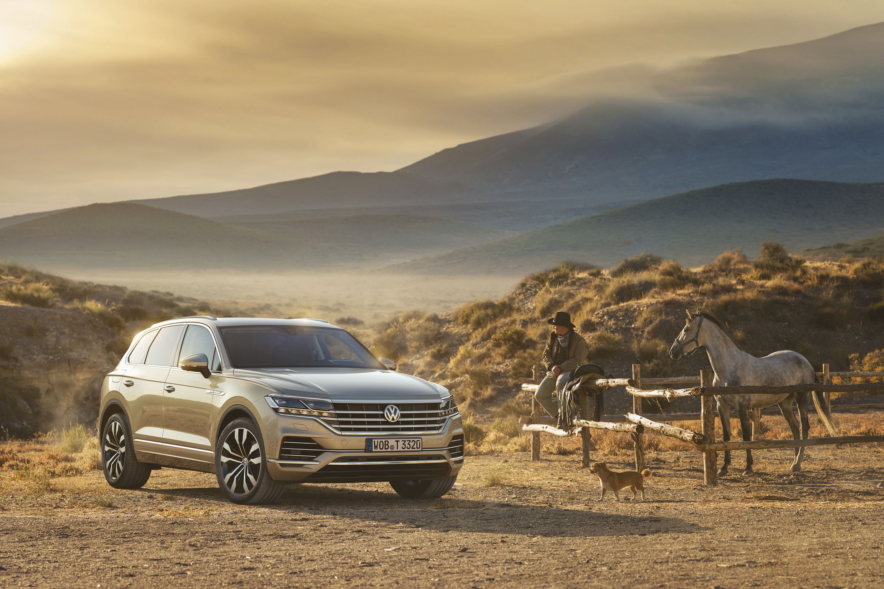 Volkswagen Touareg R-Line Wallpapers