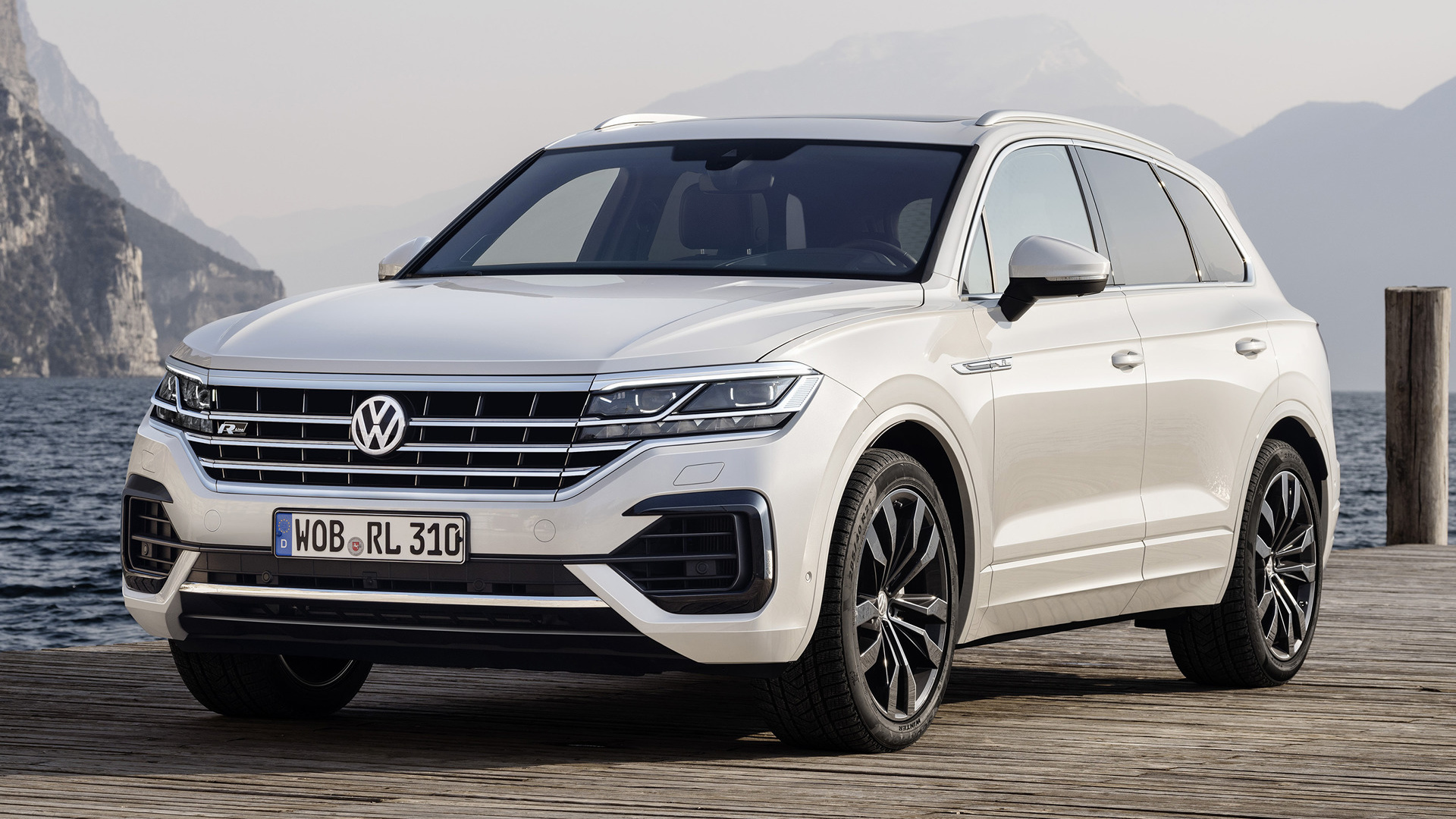 Volkswagen Touareg R-Line Wallpapers