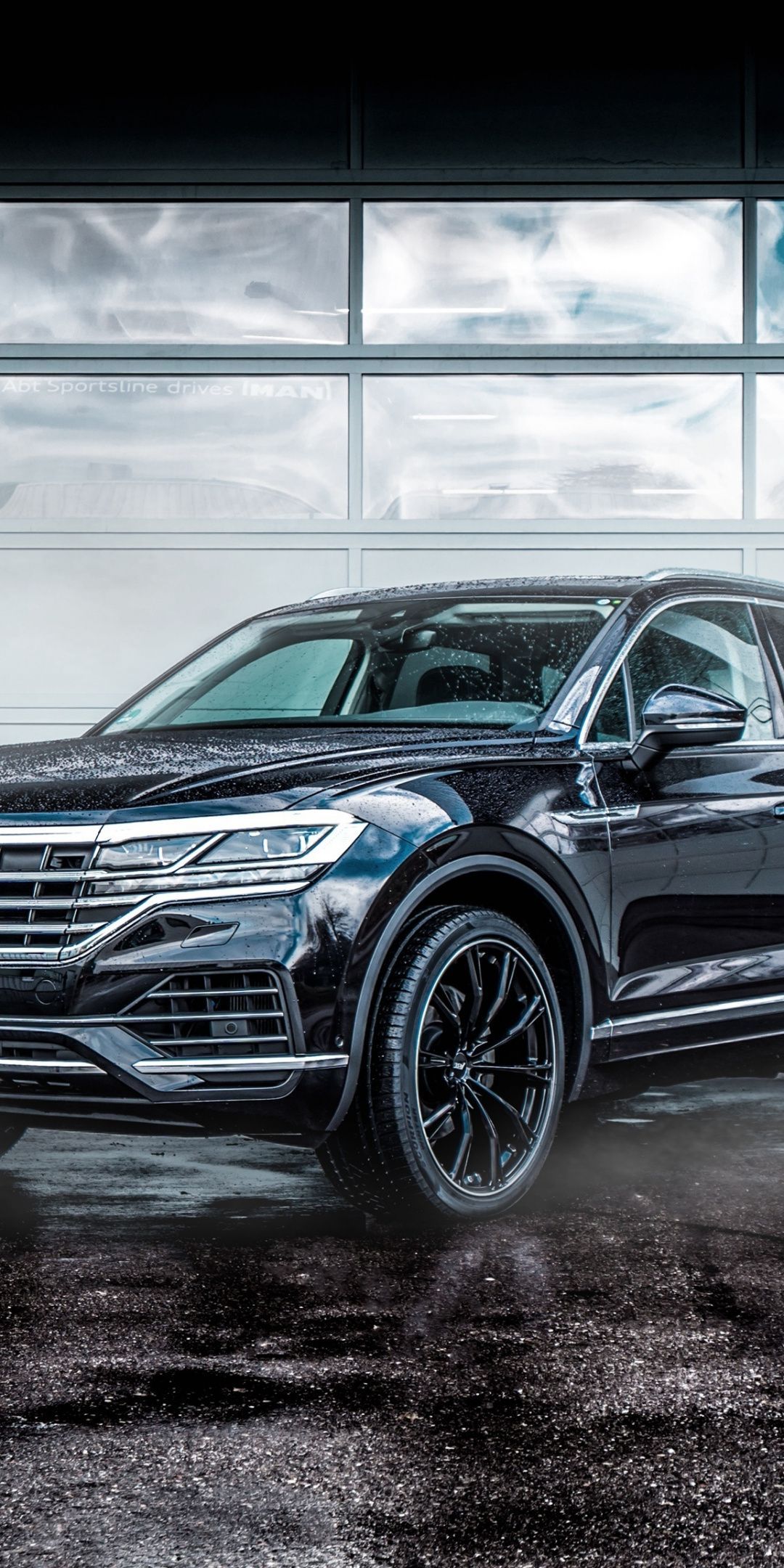 Volkswagen Touareg R-Line Wallpapers