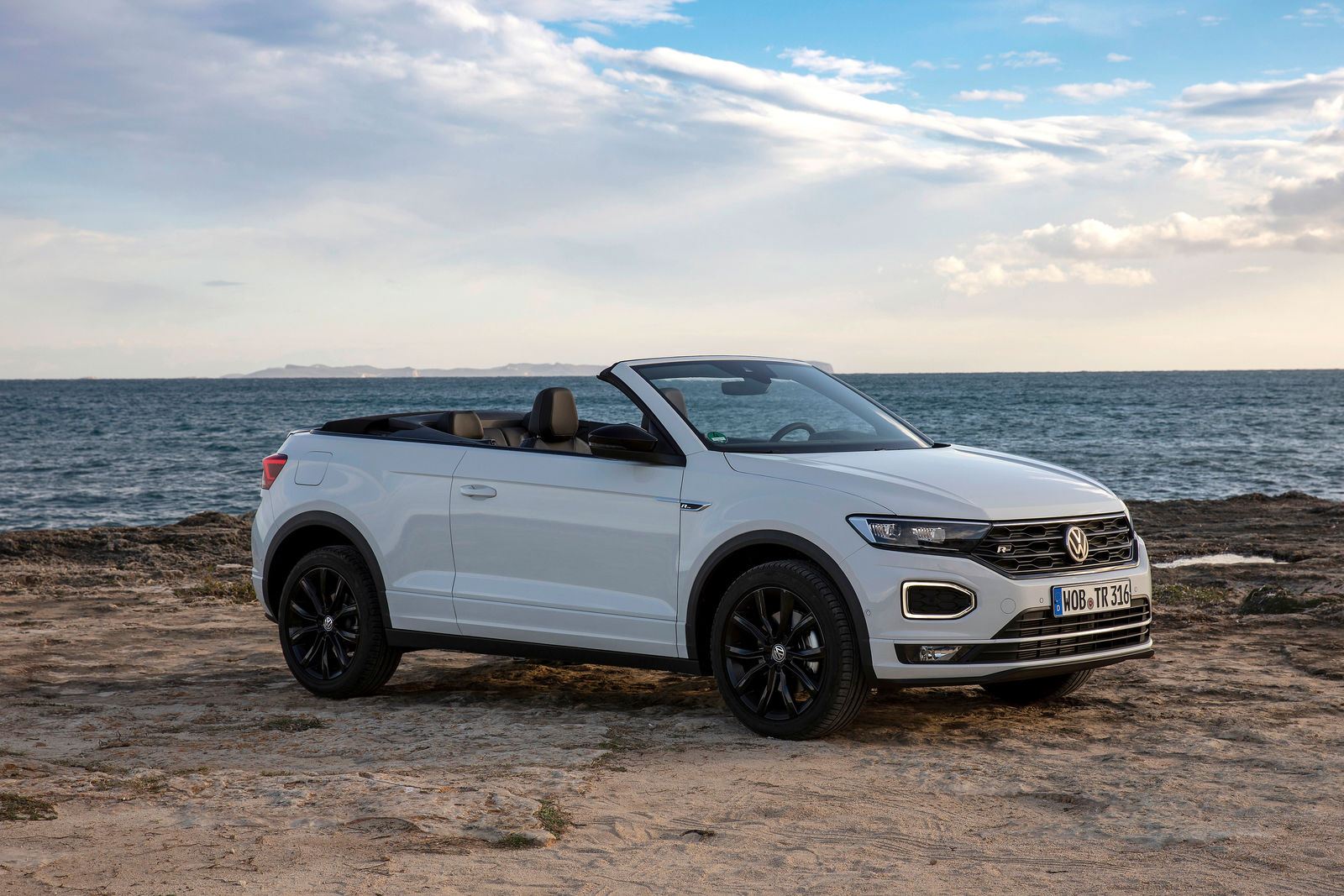 Volkswagen T-Roc Cabriolet Wallpapers