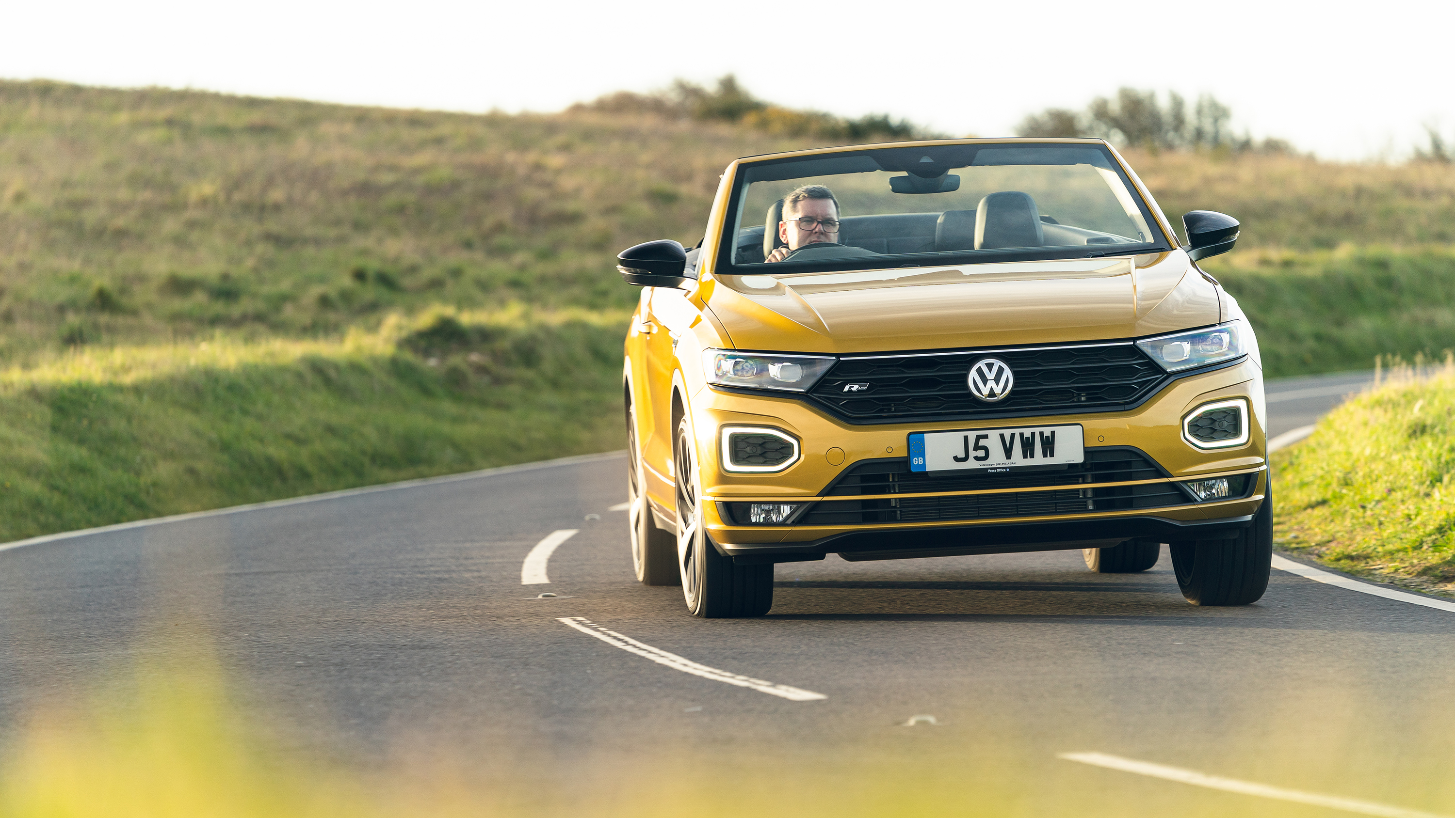 Volkswagen T-Roc Cabriolet Wallpapers